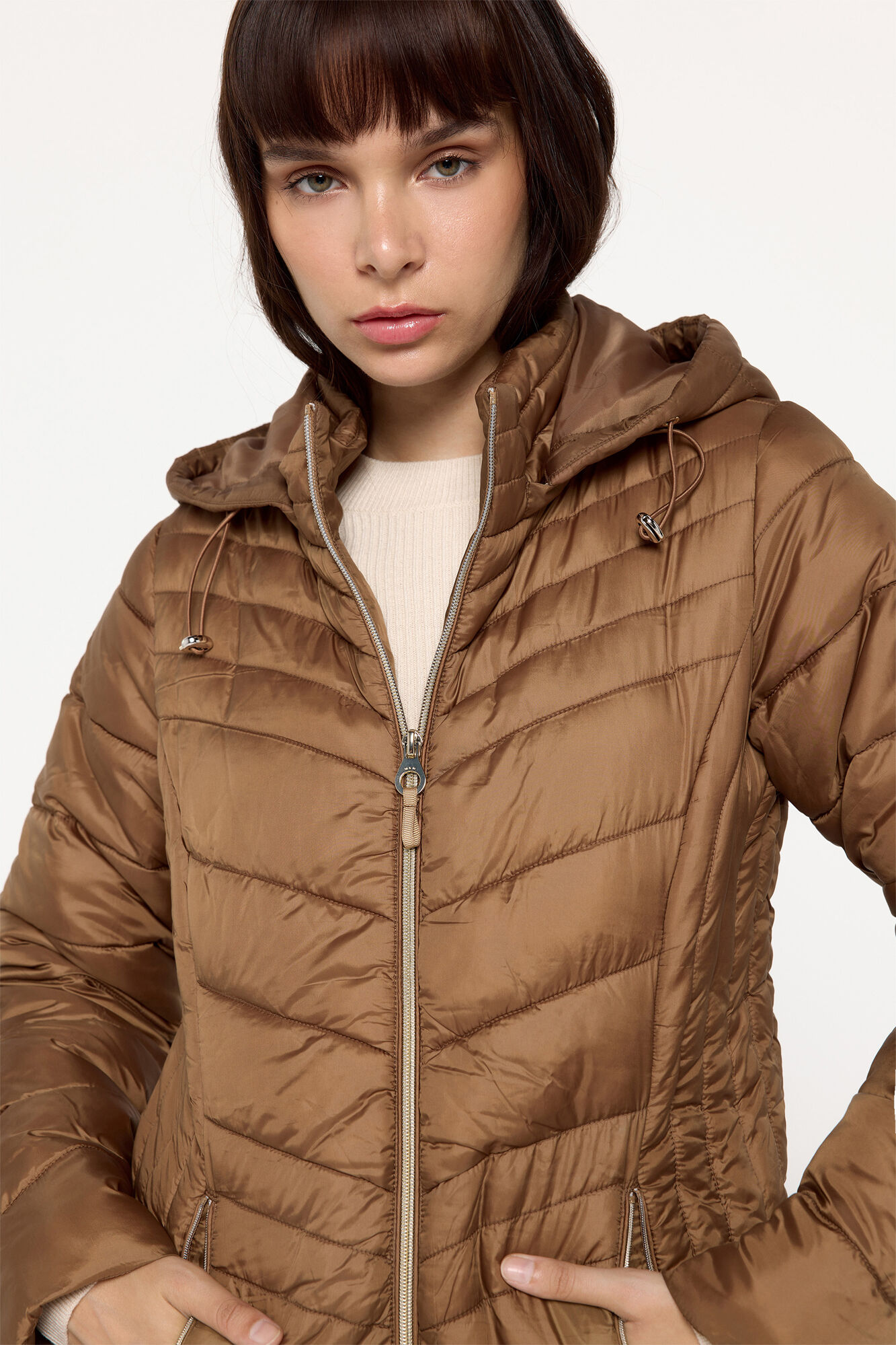 Milano Abrigo acolchado con capucha