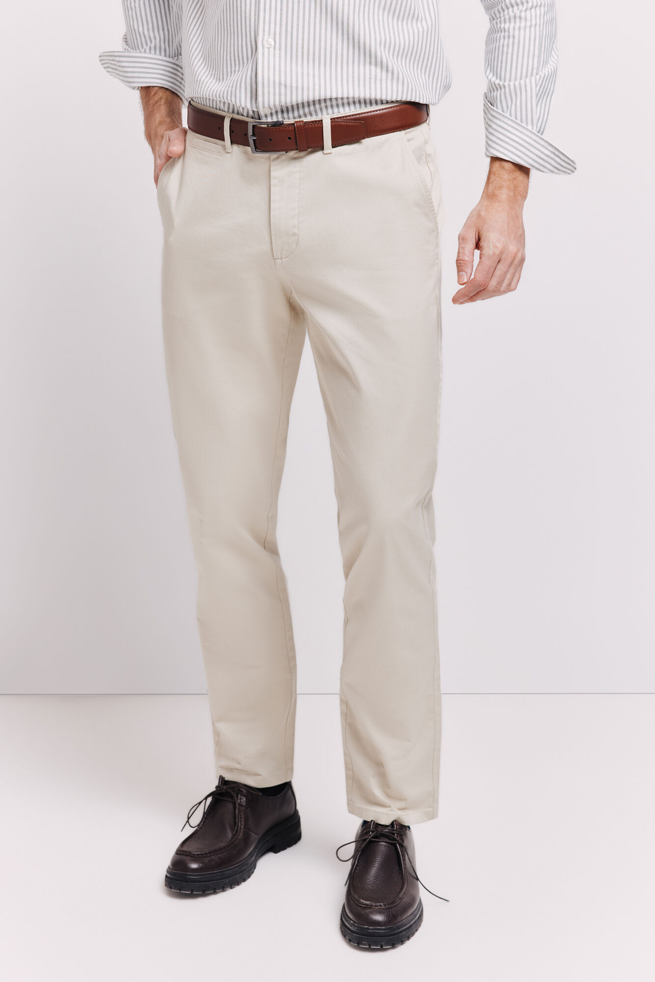 Pedro del Hierro Pantal&oacute;n chino de corte regular