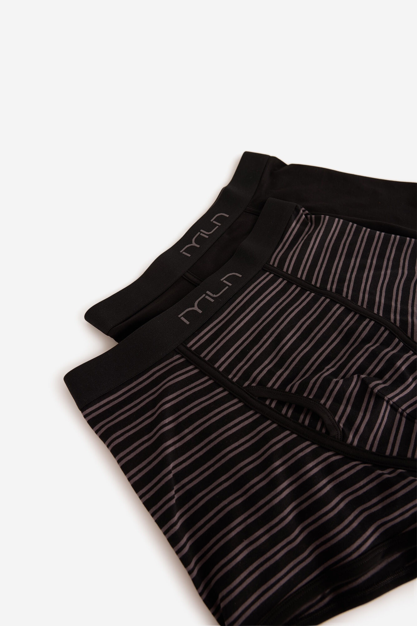 Milano Boxer de rayas negras