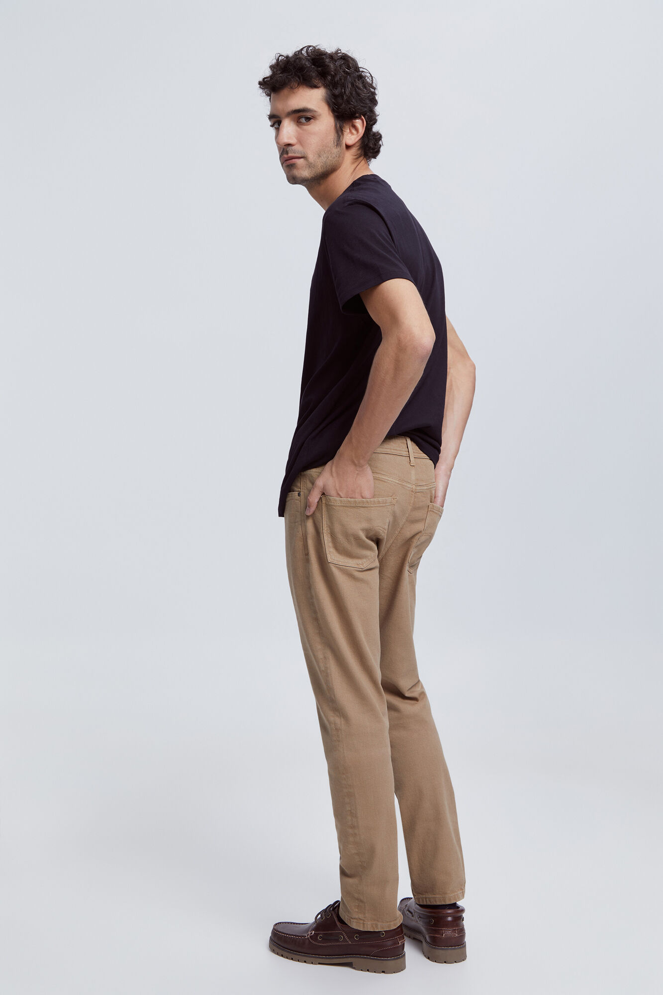 Milano Pantal&oacute;n Slim 5 Bolsillos Beige