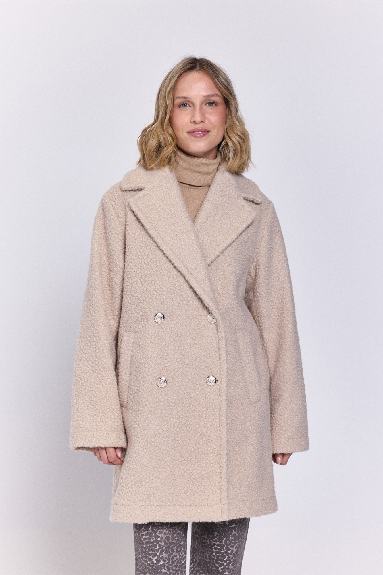 Milano Chamarra de boucl&eacute; semilargo