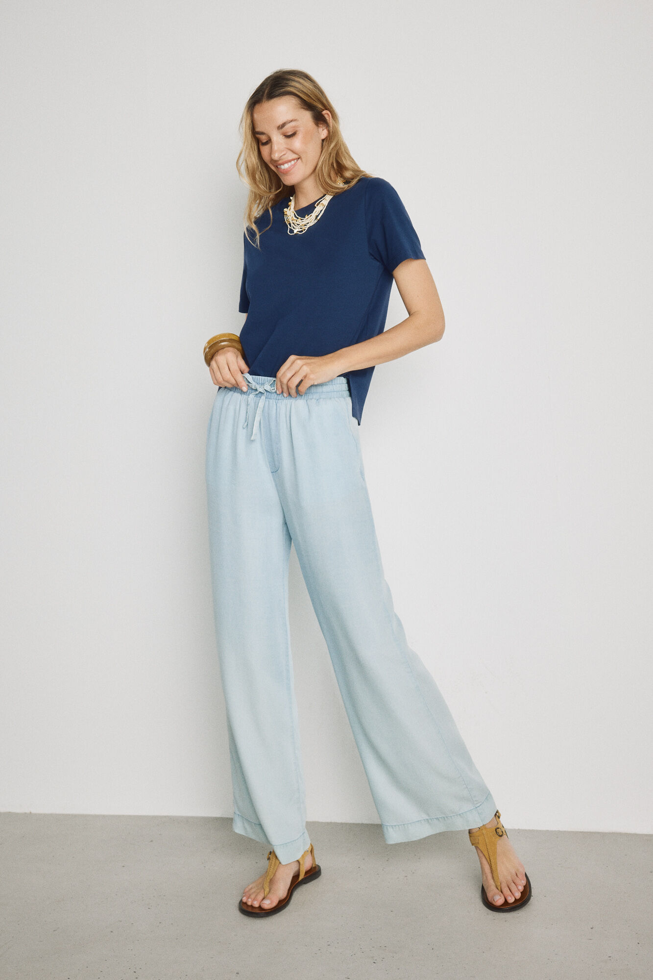 Milano Pantal&oacute;n de mezclilla ligero