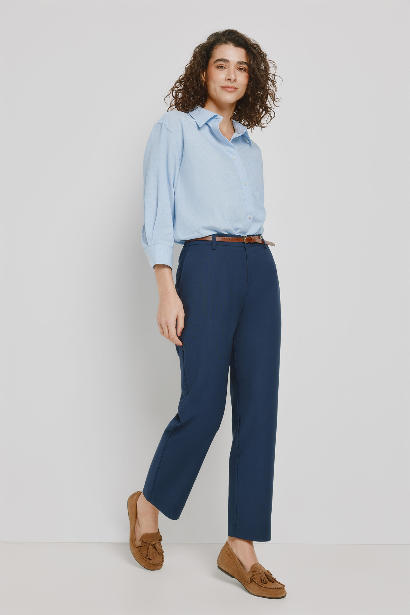 Milano Pantal&oacute;n chino con cintur&oacute;n