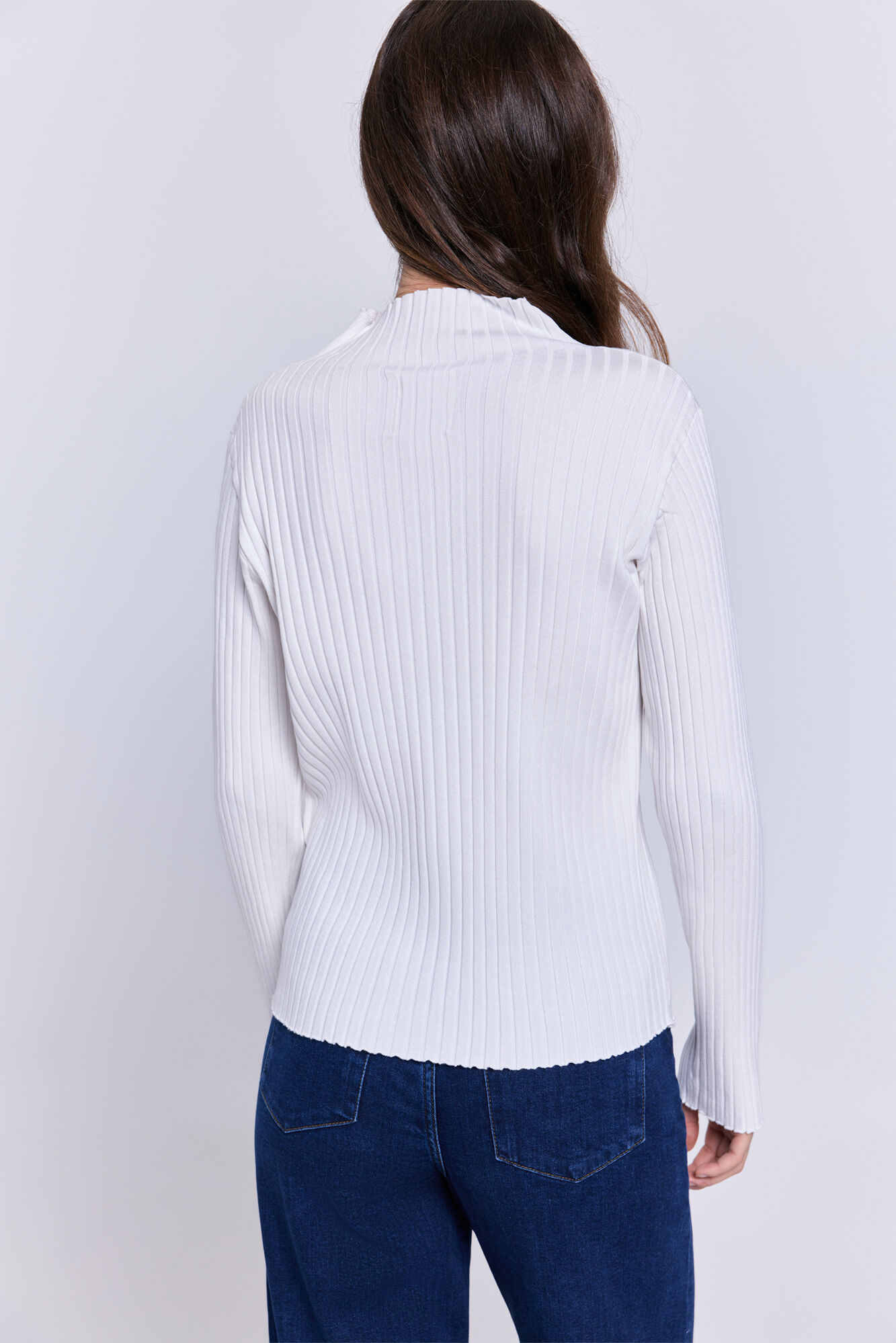 Milano Su&eacute;ter fino canal&eacute; cuello perkins Blanco