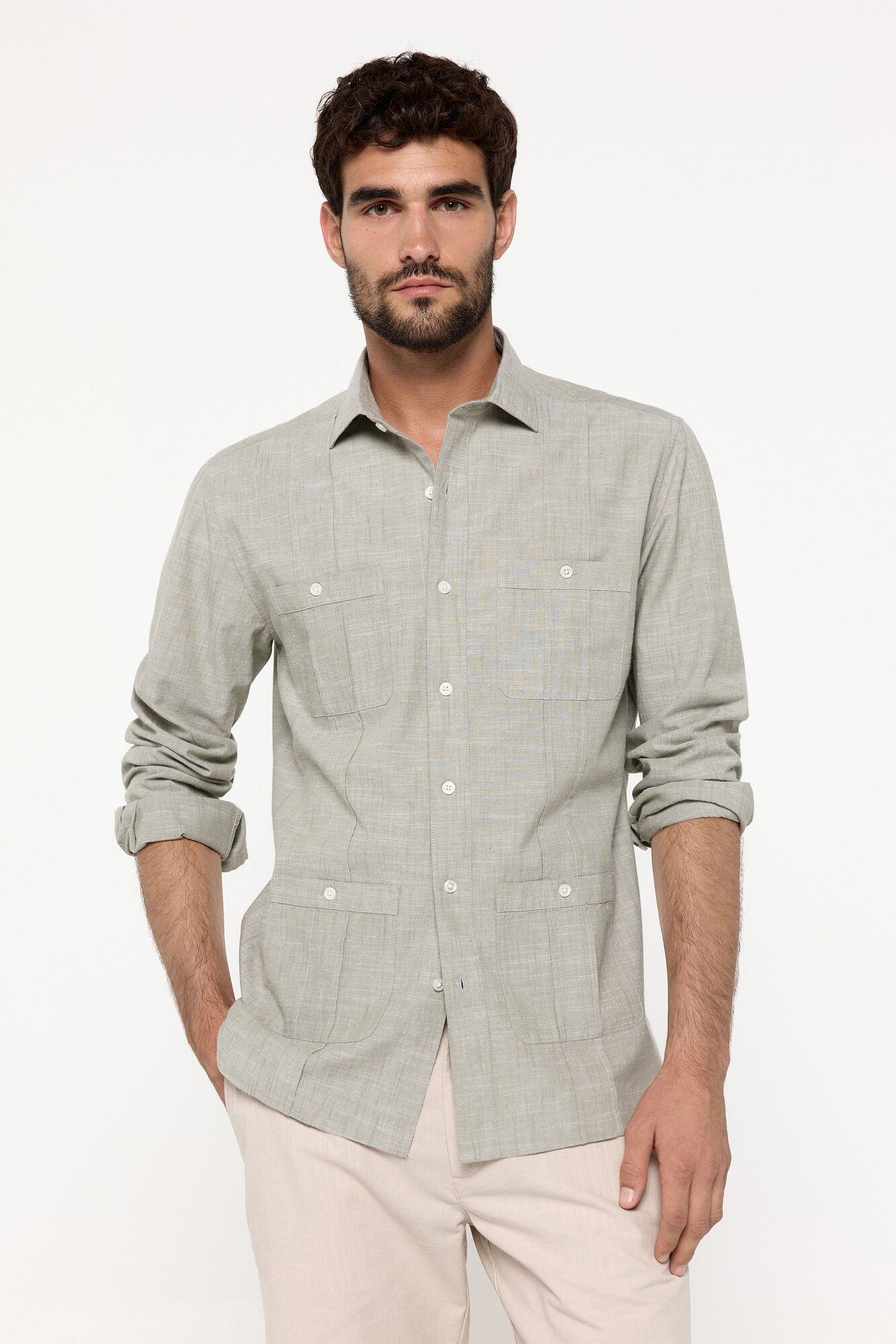 Milano Guayabera bolsillos ligera