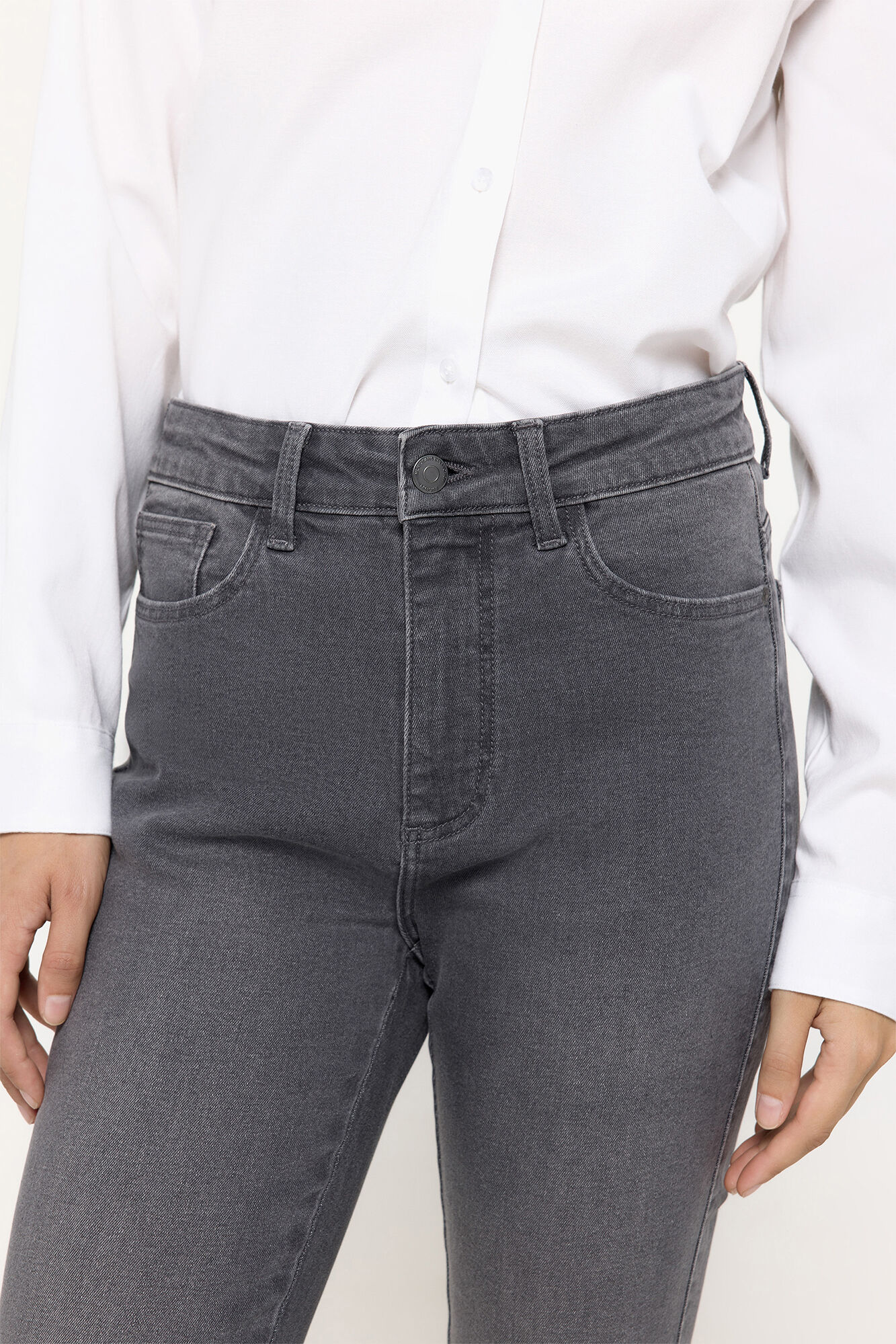 Milano Pantal&oacute;n Denim Push Up Gris Oscuro