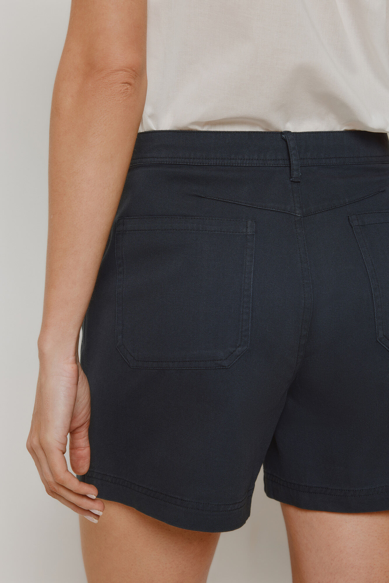 Milano Bermuda lisa Navy