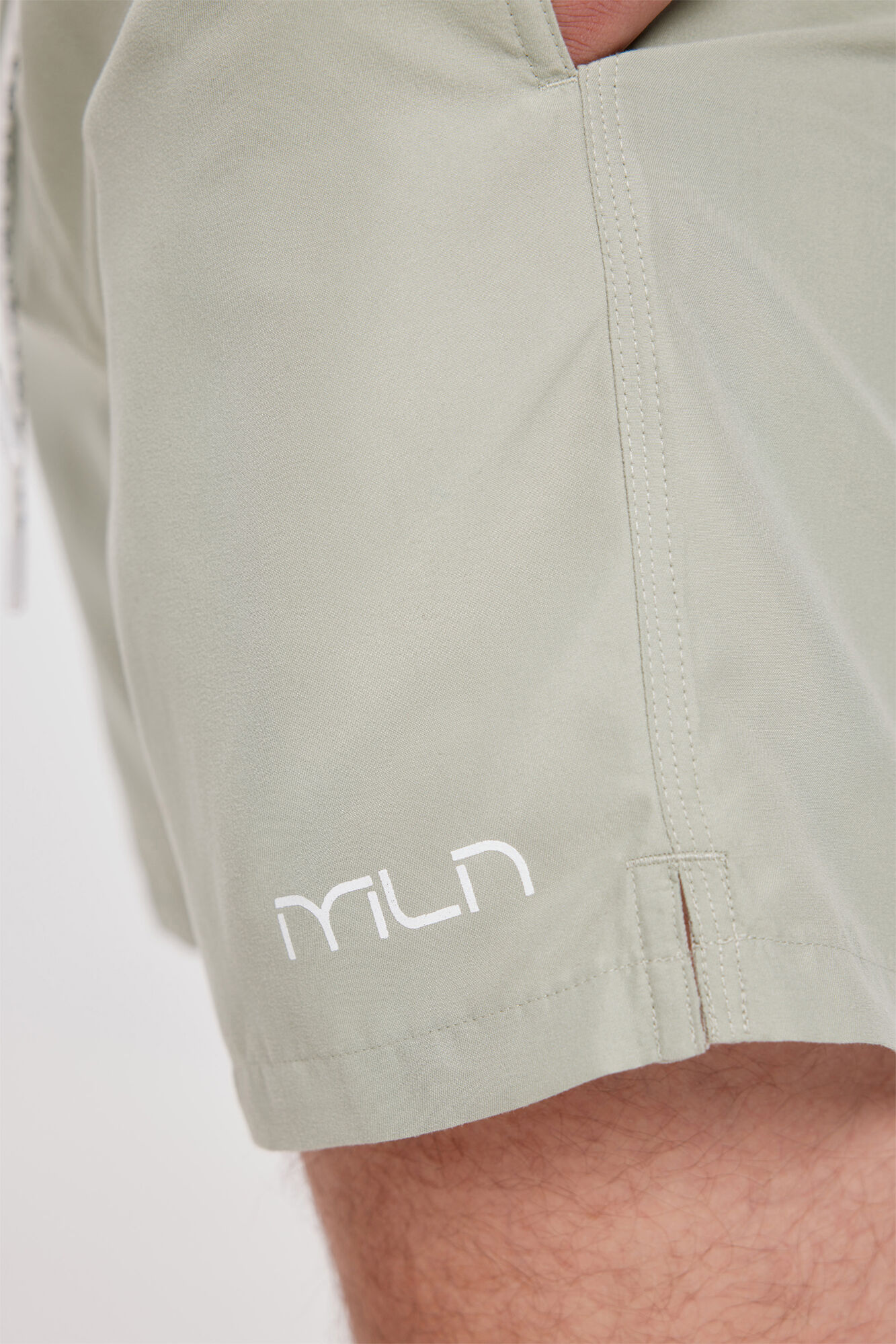 Milano Ba&ntilde;ador B&aacute;sico Corto Kaki Claro