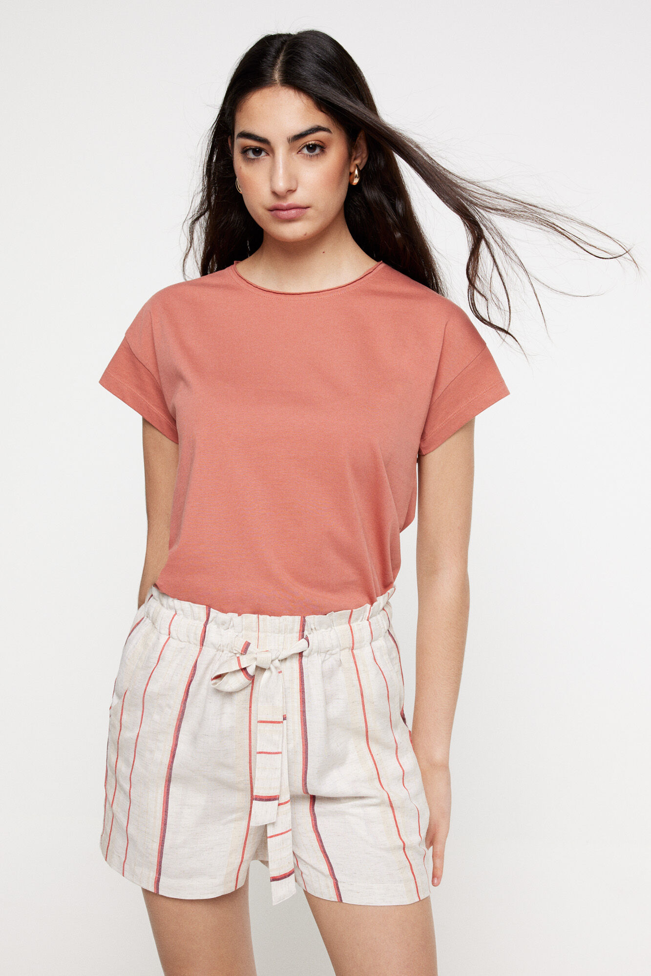 Milano Bermuda rayas r&uacute;stica. Beige