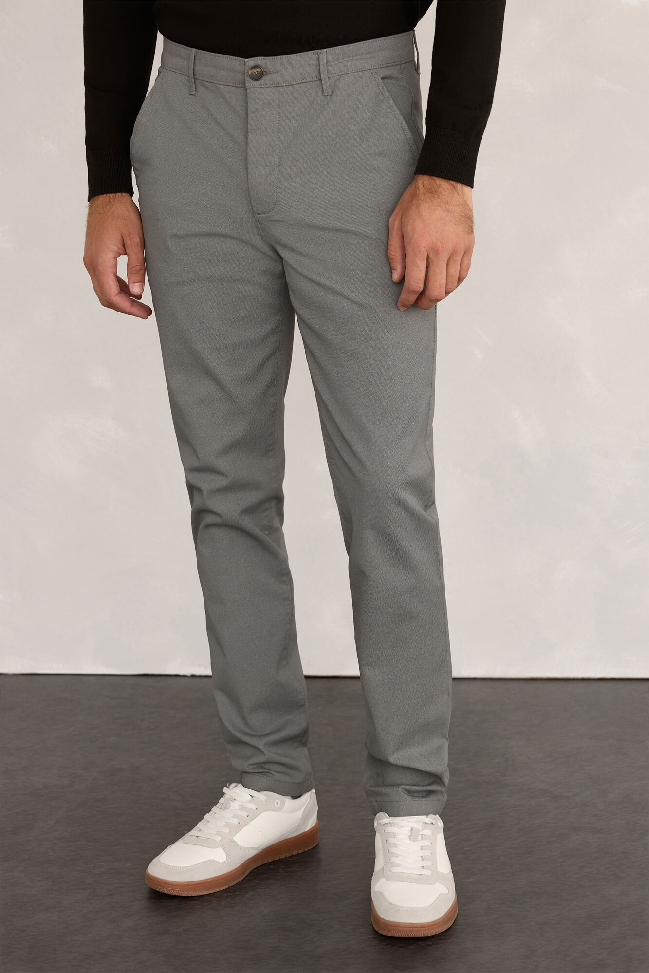 Milano Chinos c&oacute;modos