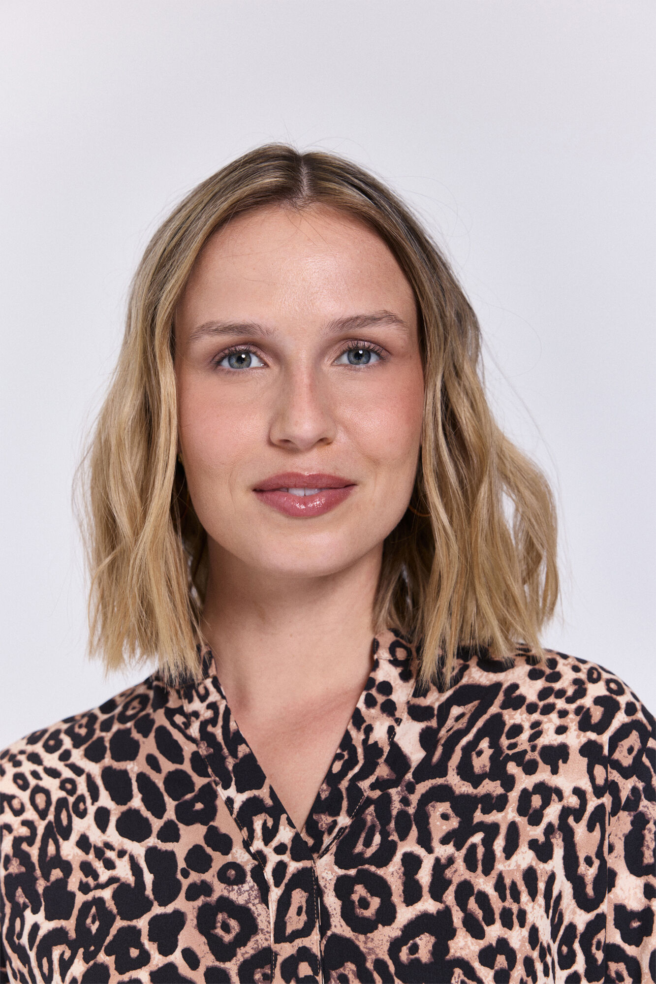 Milano Blusa fluida Marr&oacute;n