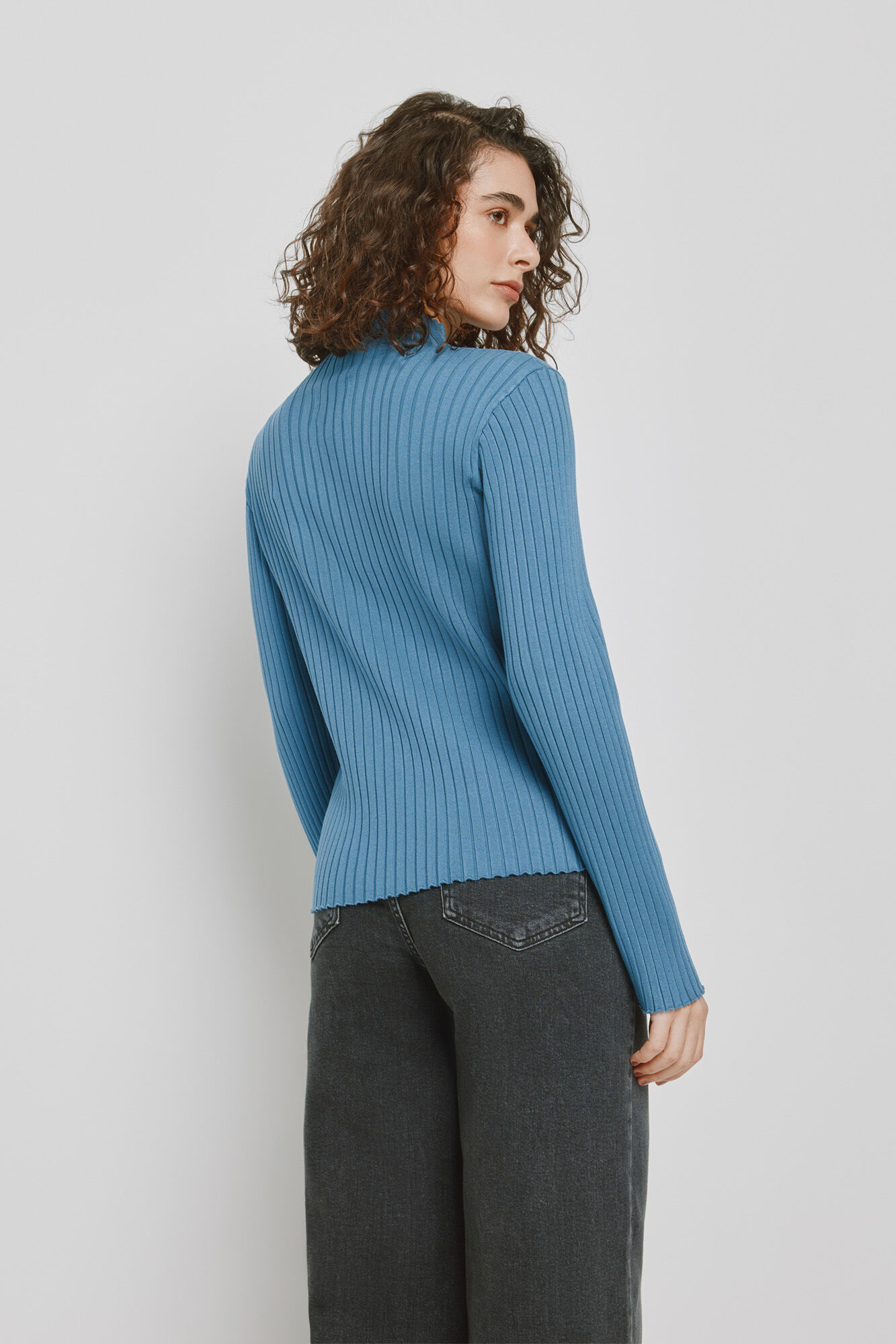 Milano Su&eacute;ter fino canal&eacute; cuello perkins Azul