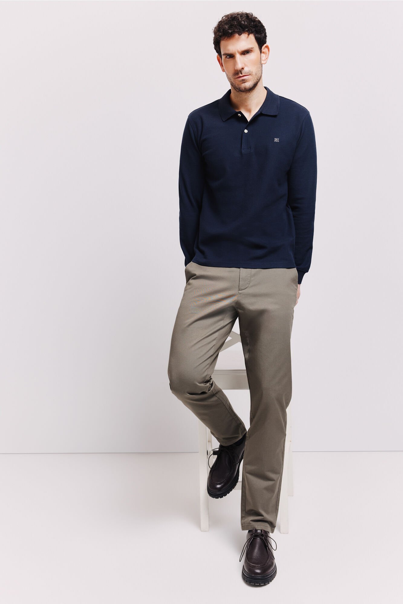 Pedro del Hierro Pantal&oacute;n chino de corte regular