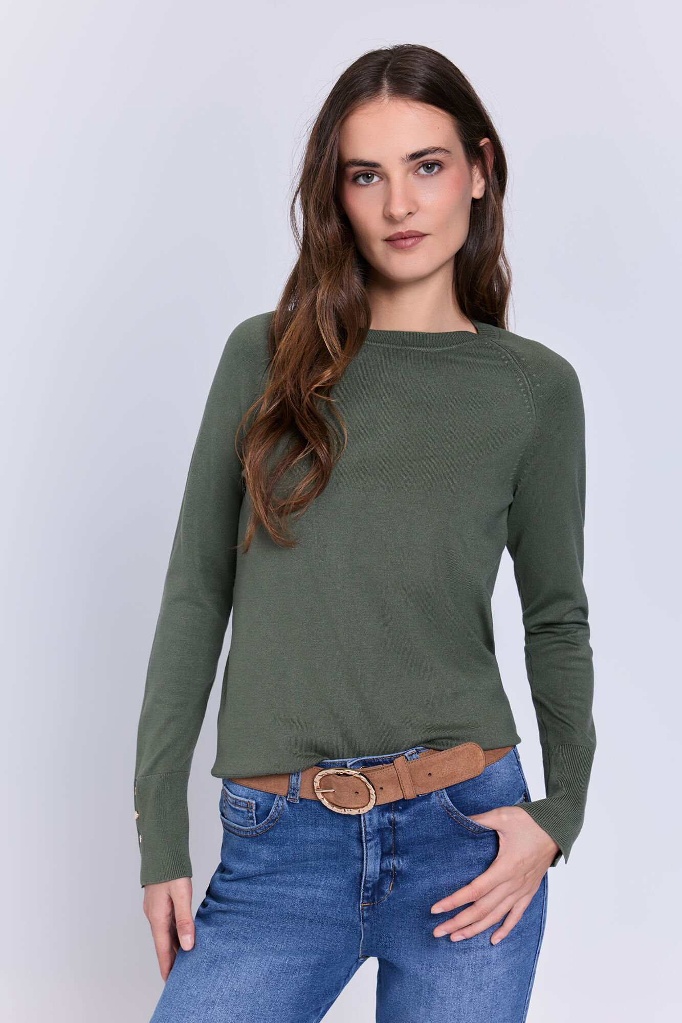 Milano Su&eacute;ter punto fino cuello redondo