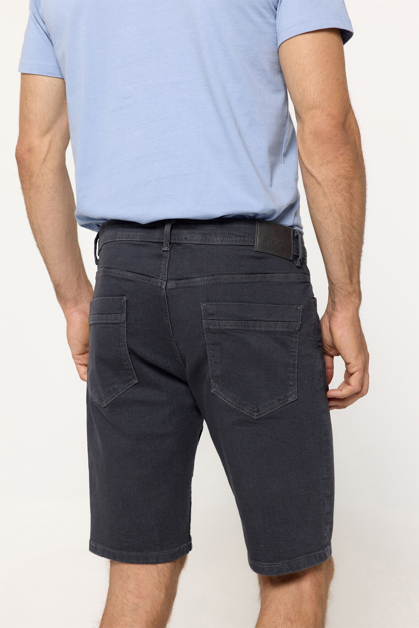 Milano Bermuda Denim Slim. Gris