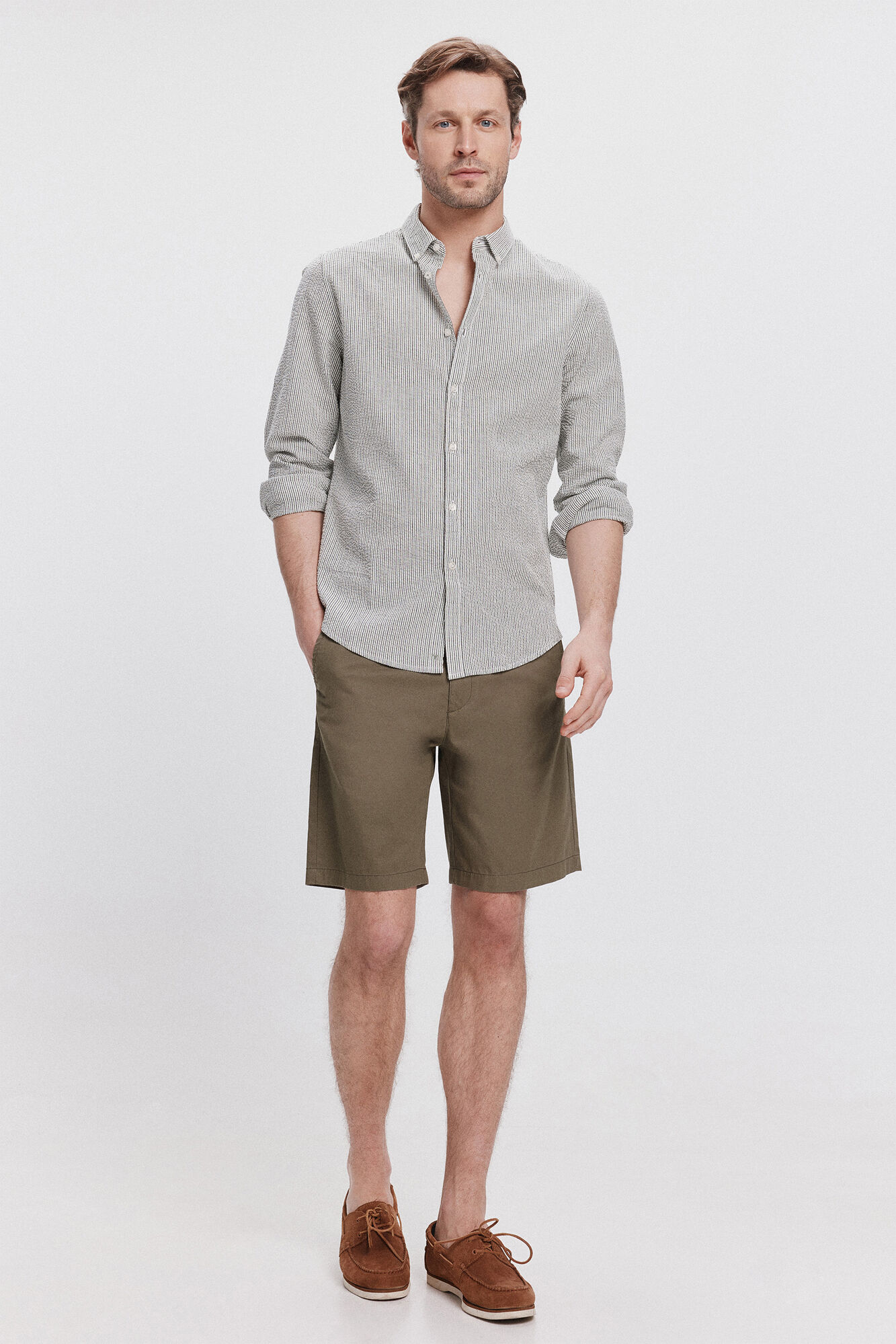 Milano Bermuda Cl&aacute;sica Lisa