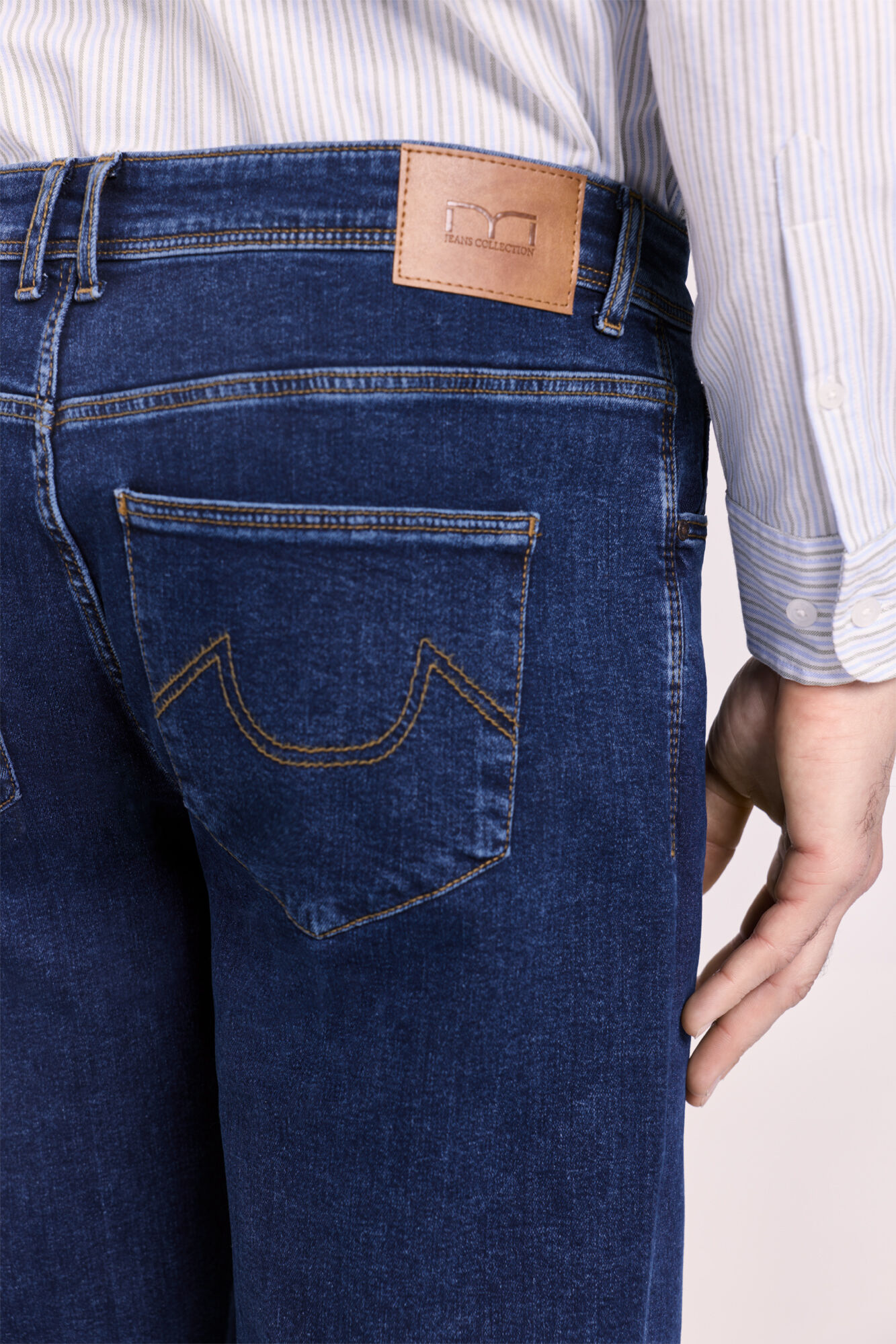 Milano Pantal&oacute;n de mezclilla corte recto Navy