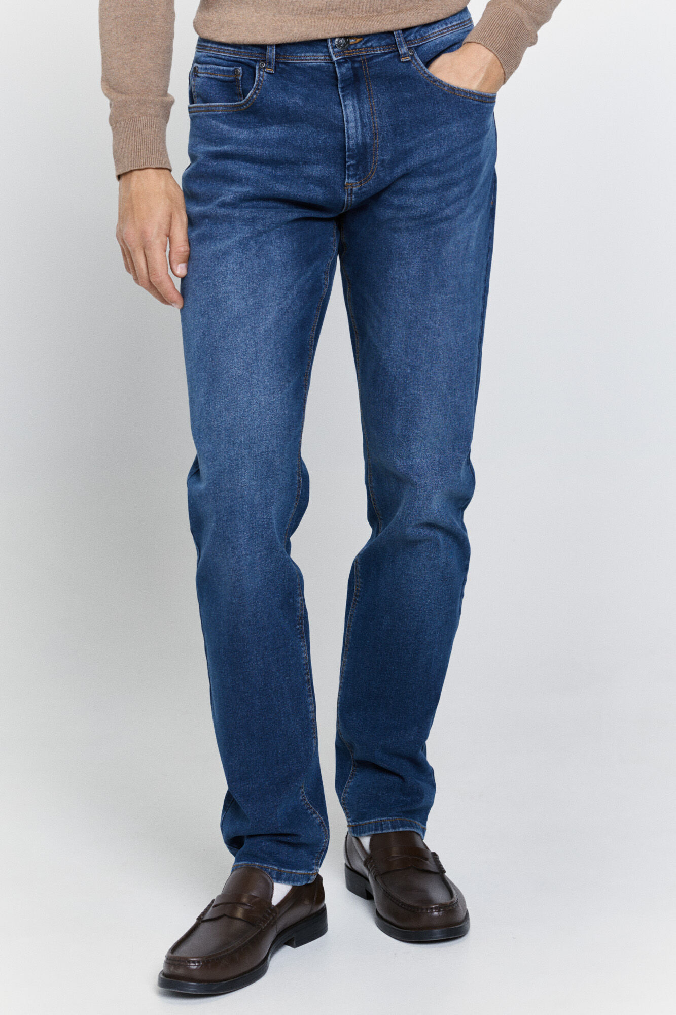 Milano Chinos de corte c&oacute;modo