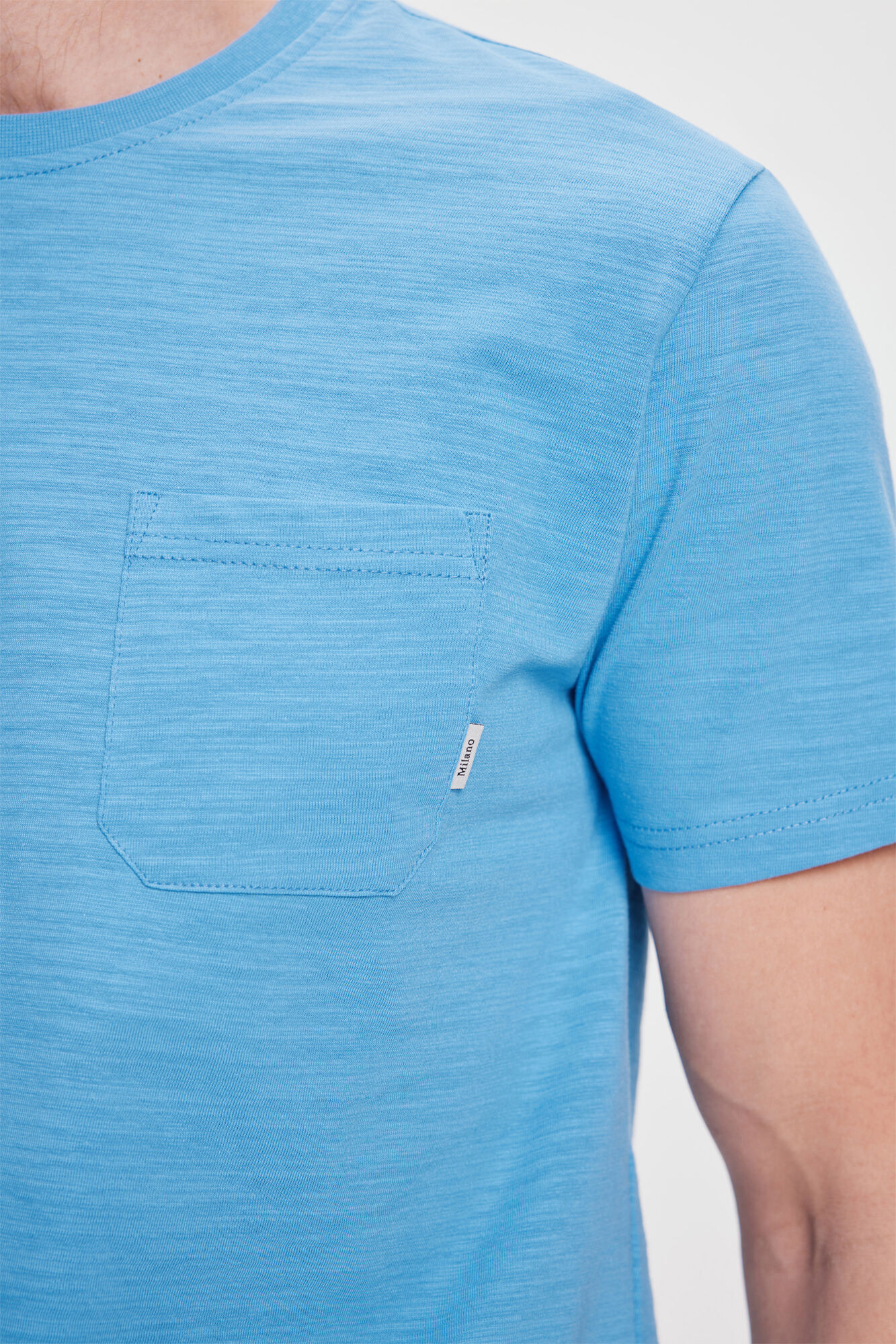 Milano Camiseta b&aacute;sica con Bolsillo Azul