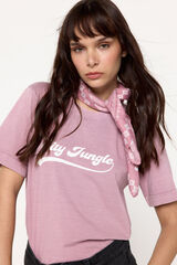 Fifty Outlet Playera estampada efecto lavado. Rosa