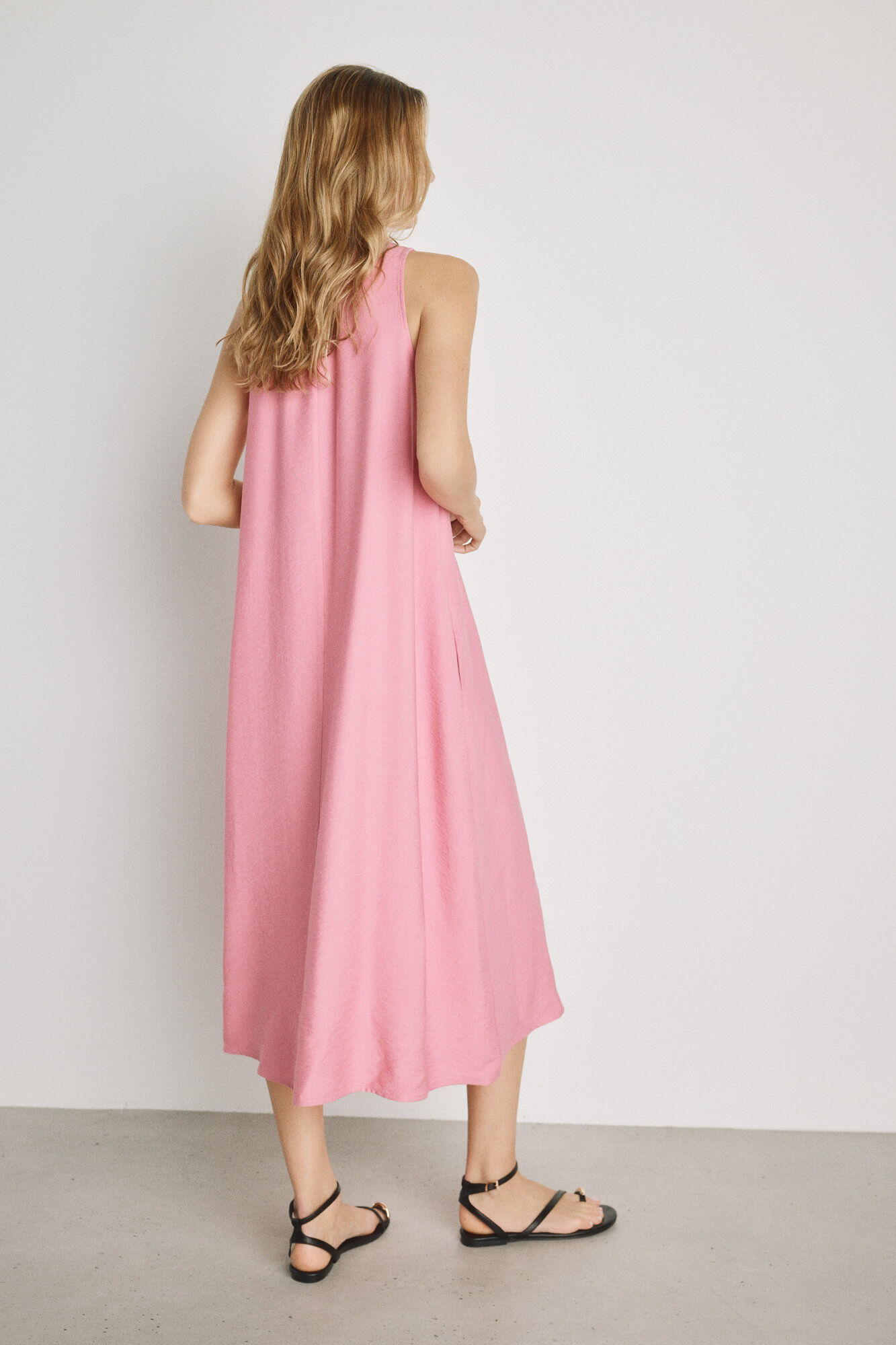 Milano Vestido halter Rosa