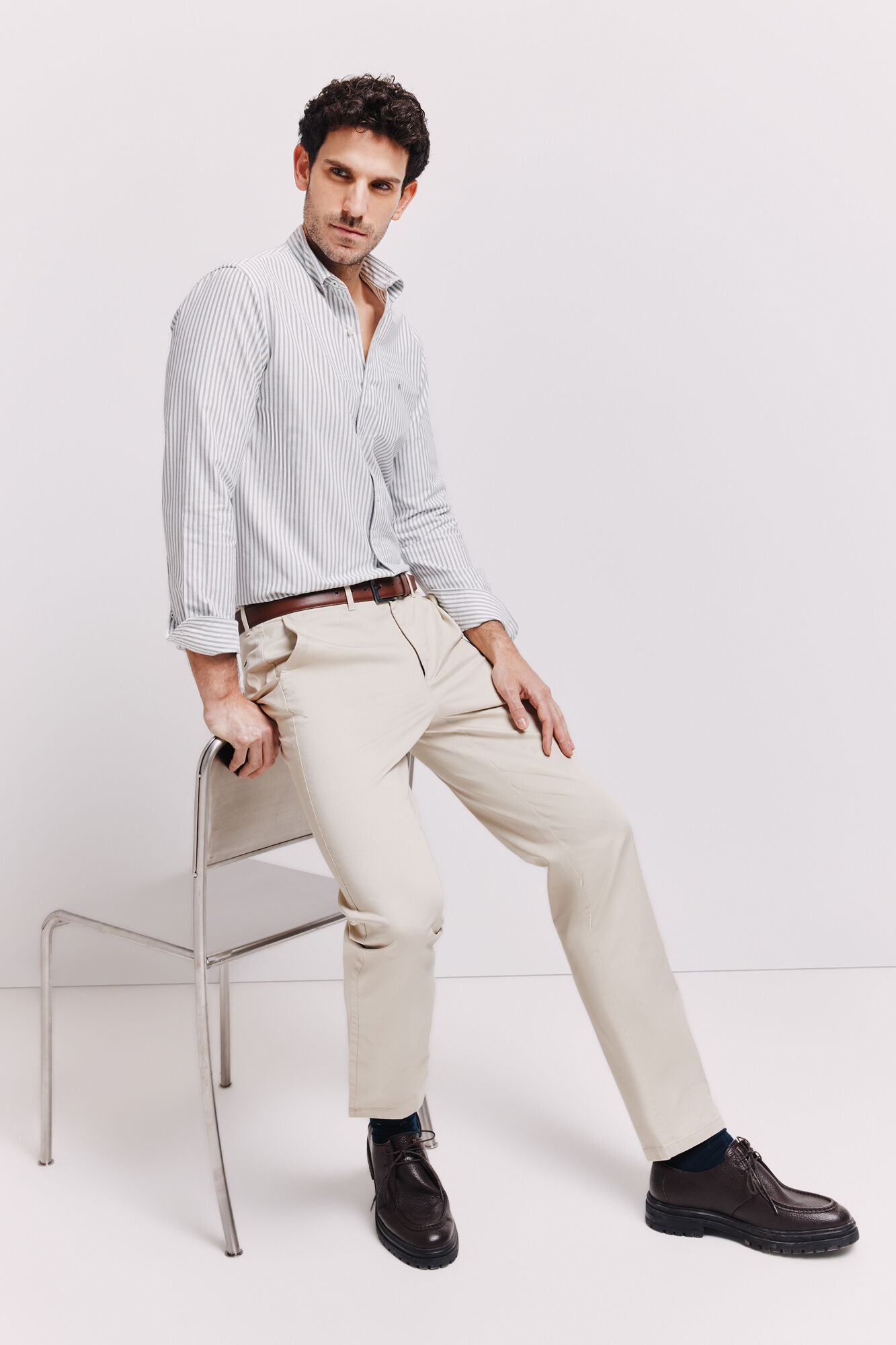 Pedro del Hierro Pantal&oacute;n chino de corte regular