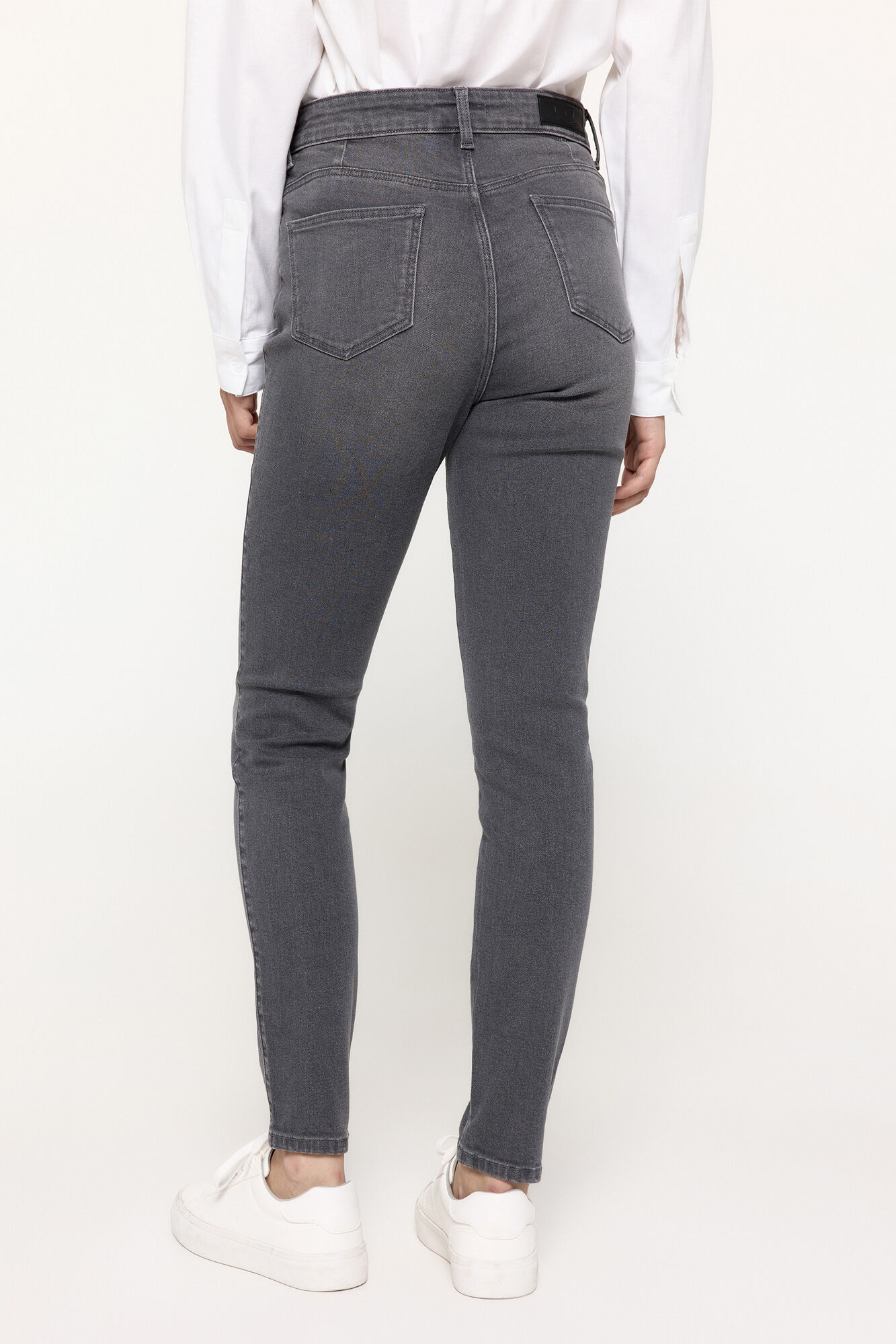 Milano Pantal&oacute;n Denim Push Up Gris Oscuro