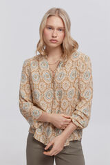 Fifty Outlet Blusa plumetí estampada. Verde