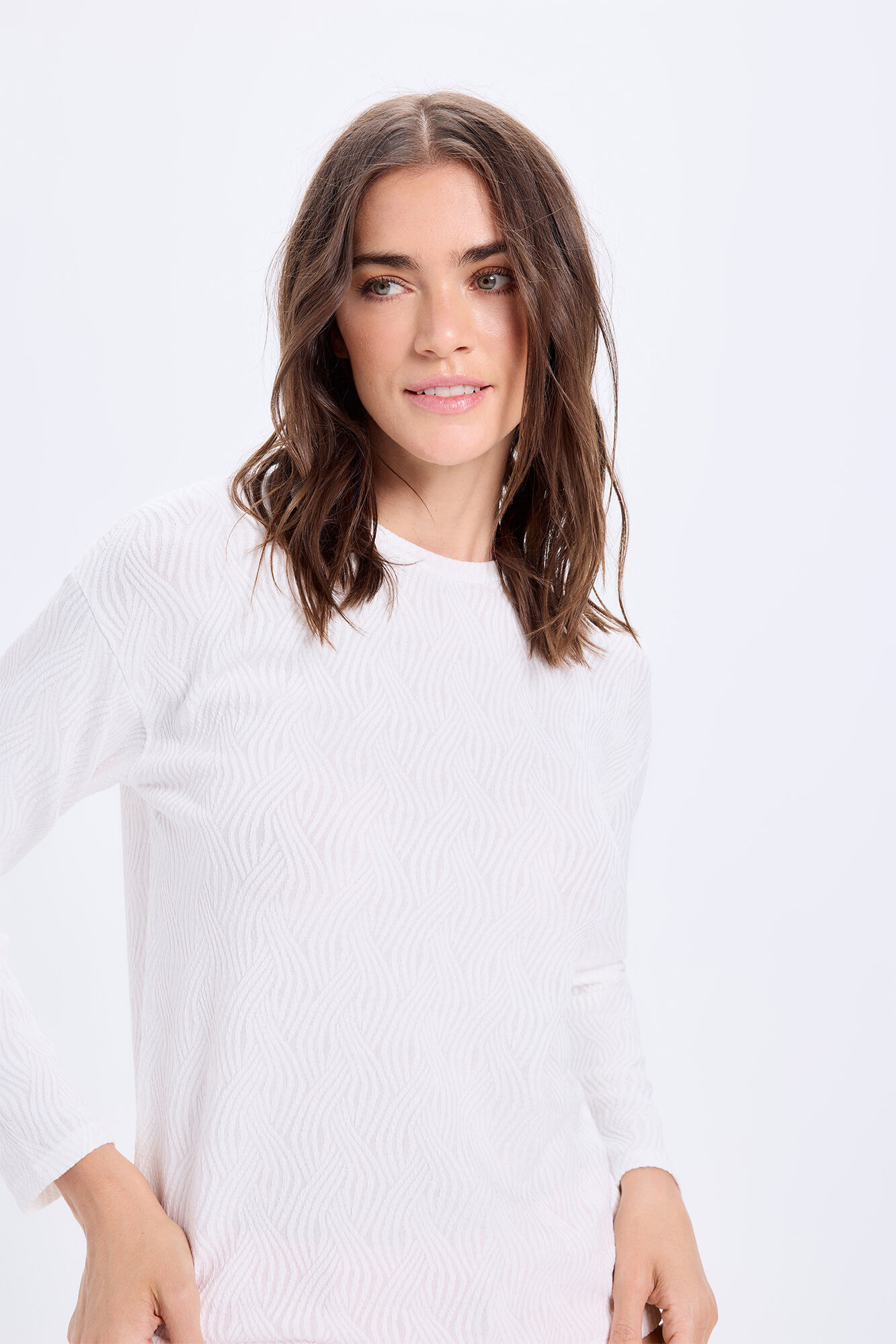 Milano Playera de manga larga con calidad estructurada. Blanco