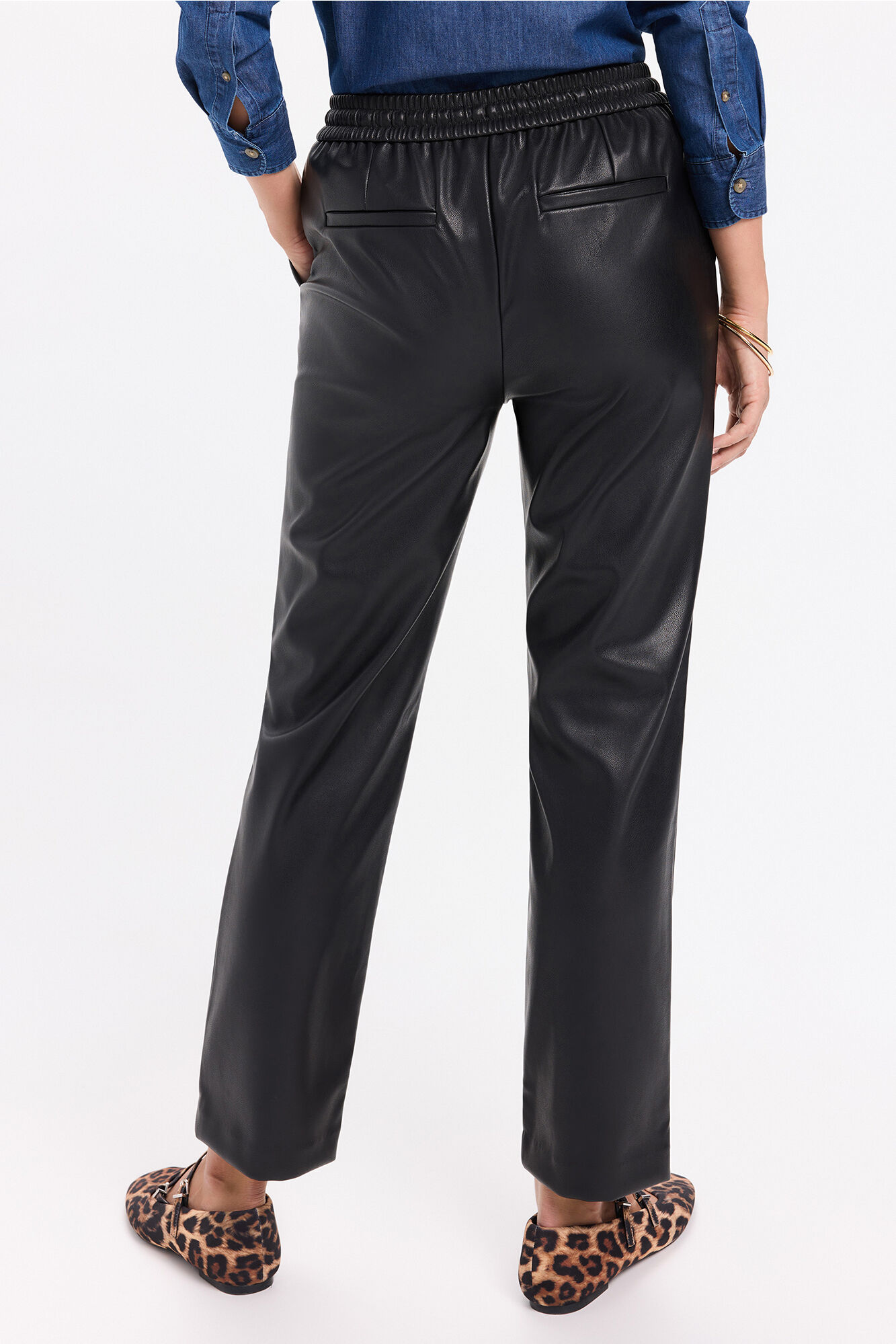 Milano Pantal&oacute;n efecto piel con cintura el&aacute;stica Negro