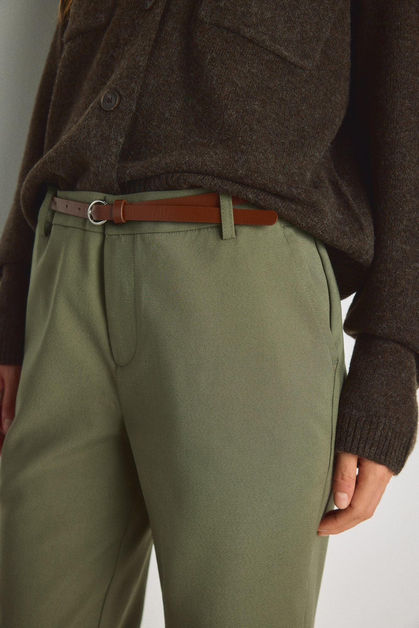 Milano Pantal&oacute;n chino con cintur&oacute;n Gris
