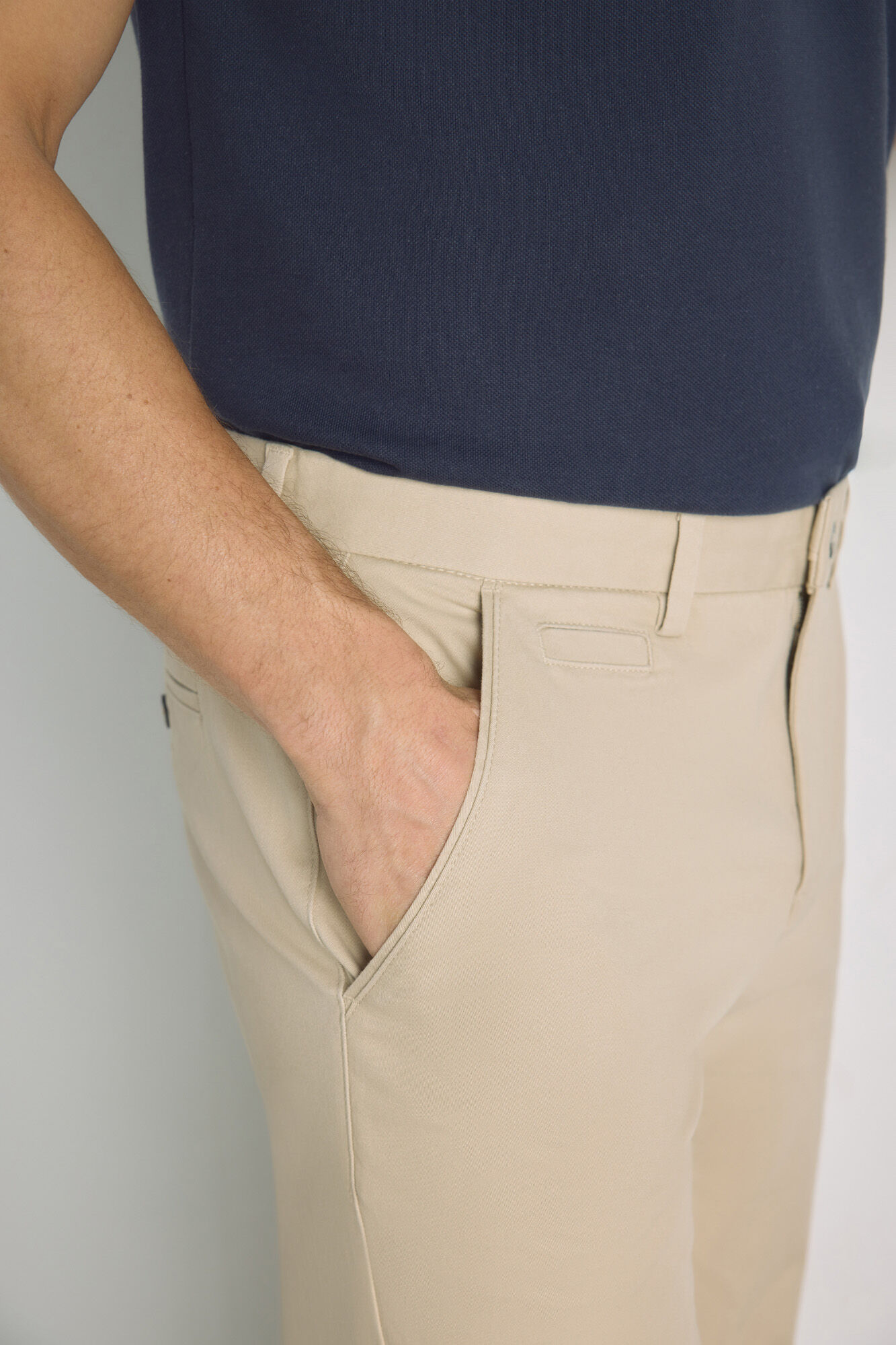 Milano Pantal&oacute;n chino regular fit Beige