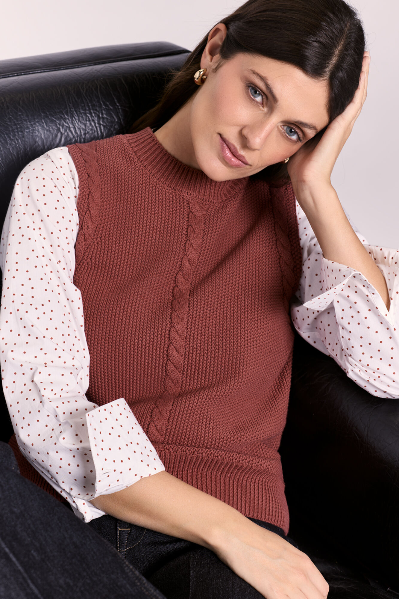 Milano Chaleco de tejido con detalle trenzado Vino