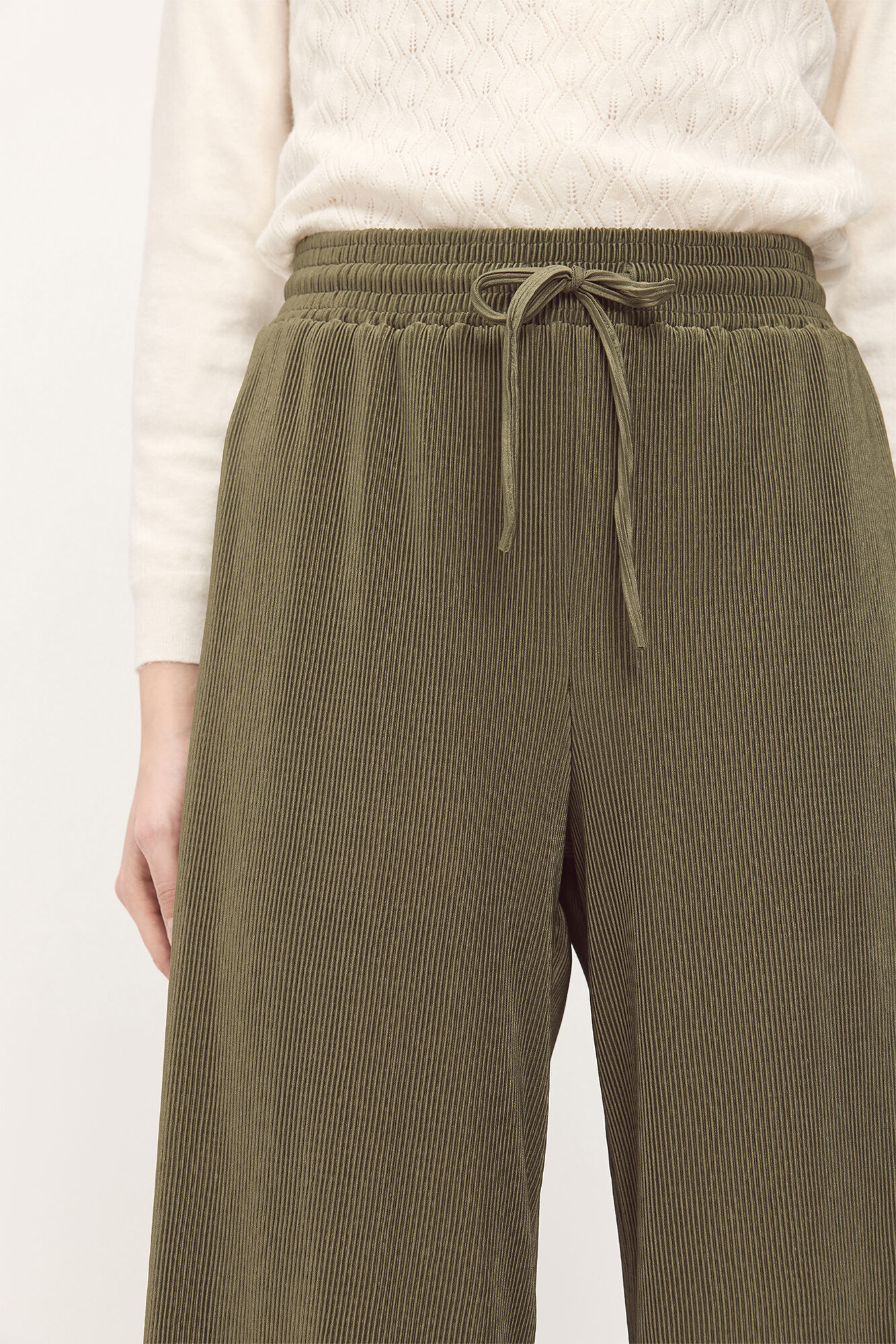 Milano Pantal&oacute;n sport plisado Verde