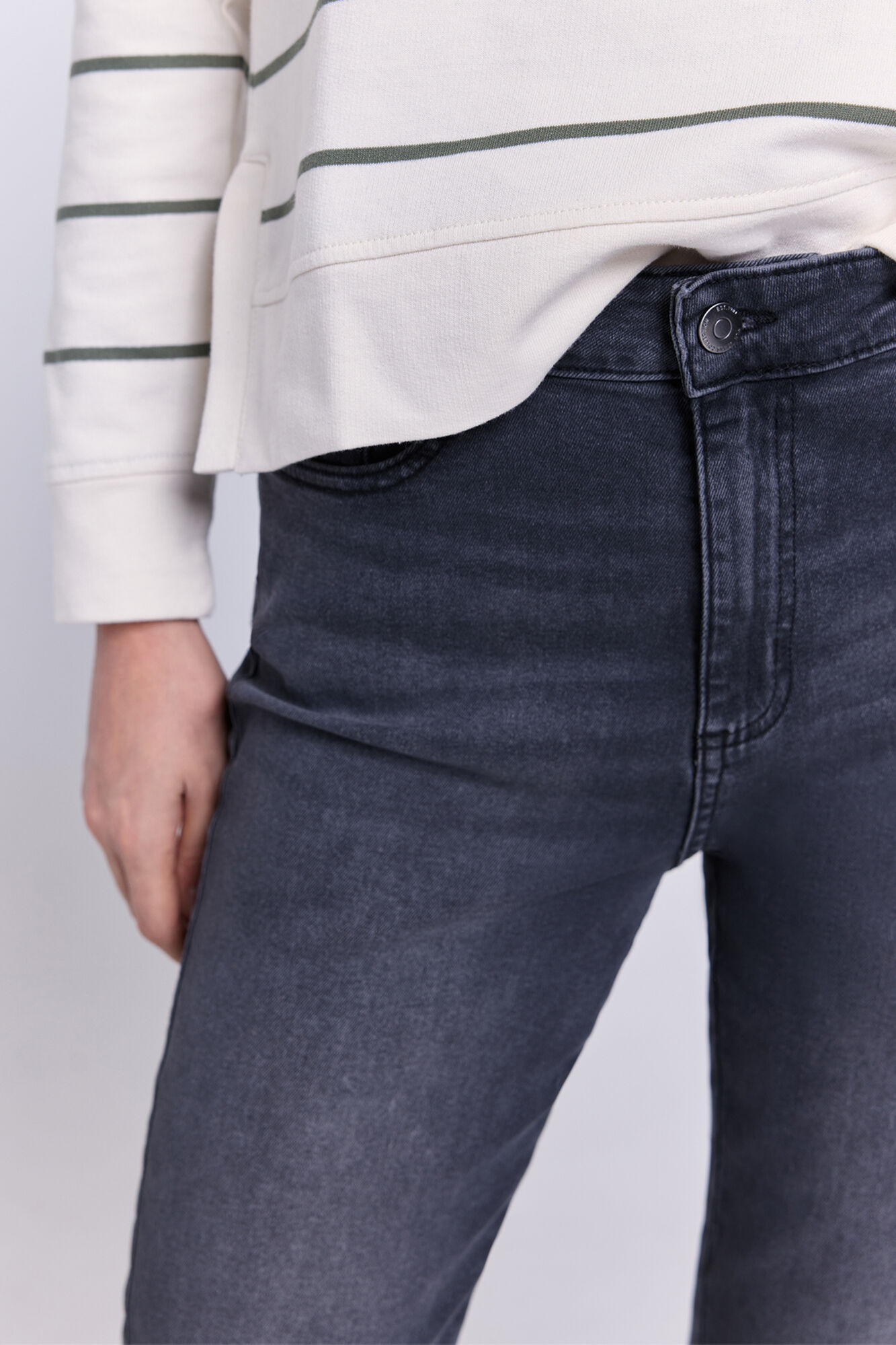 Milano Pantal&oacute;n denim slim Gris