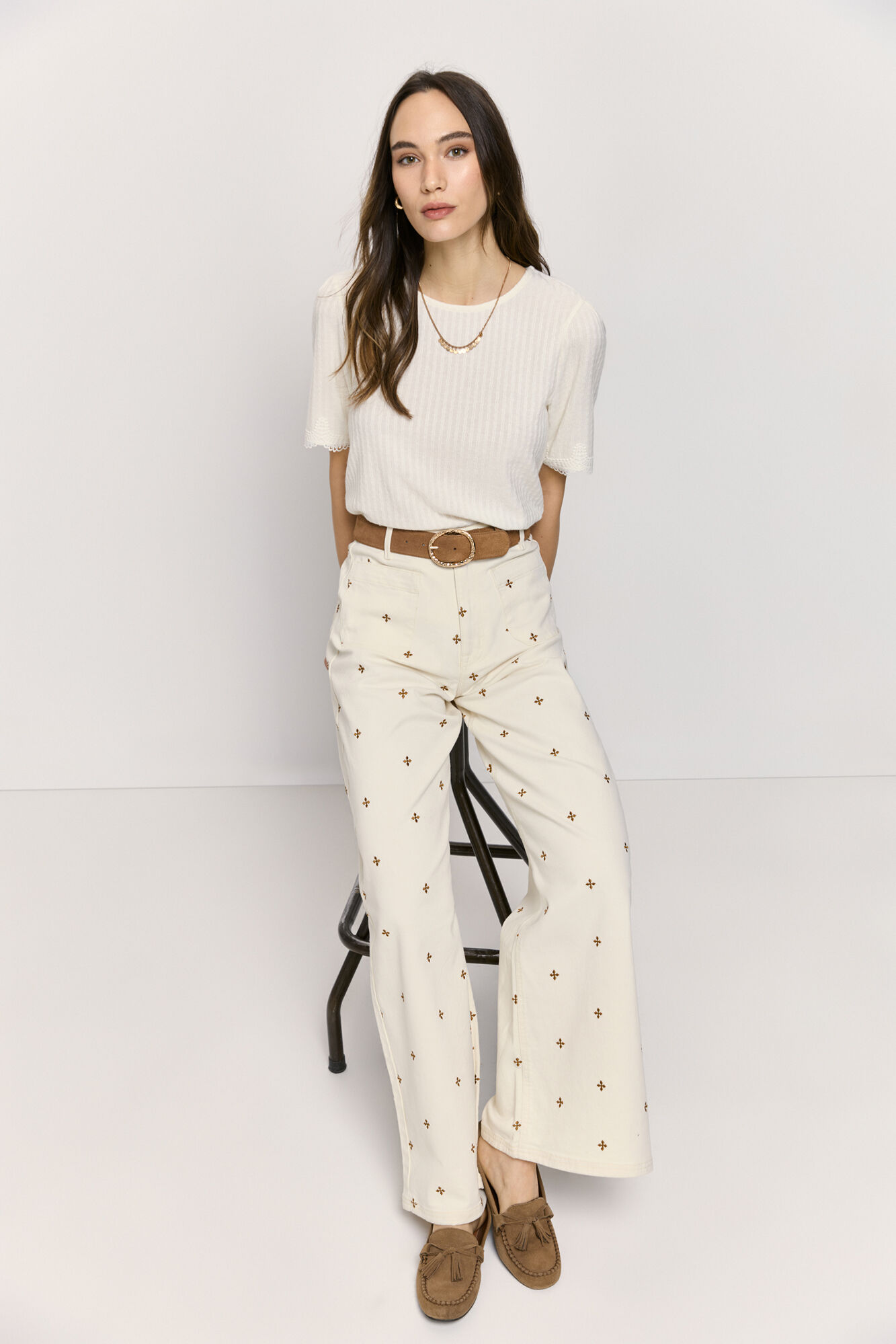 Milano Pantal&oacute;n ancho con bordado Marfil
