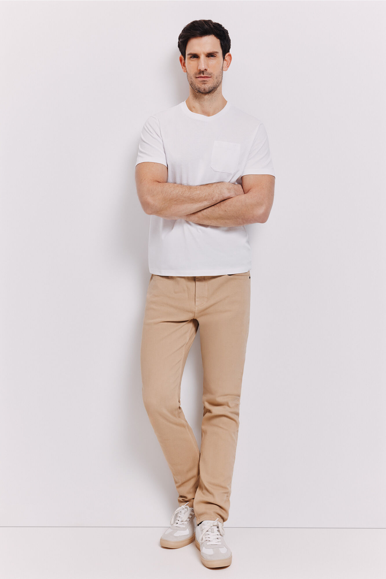 Milano Playera b&aacute;sica con bolsillo