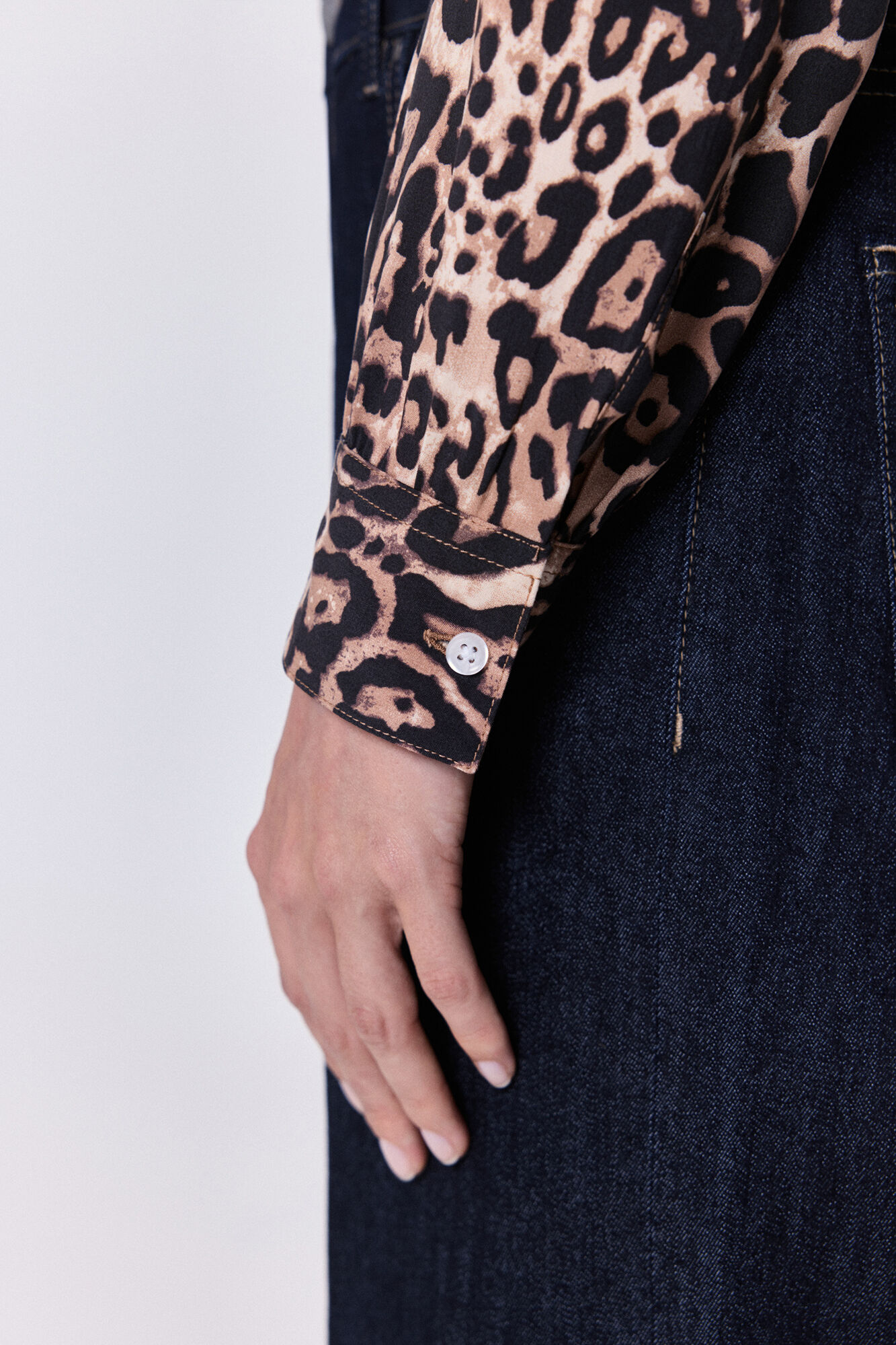 Milano Blusa fluida Marr&oacute;n