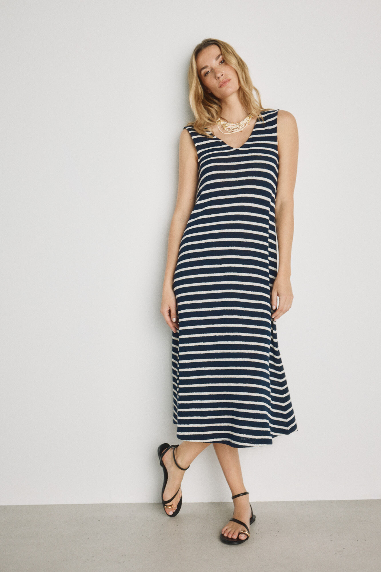 Milano Vestido escote pico con tirantes Navy