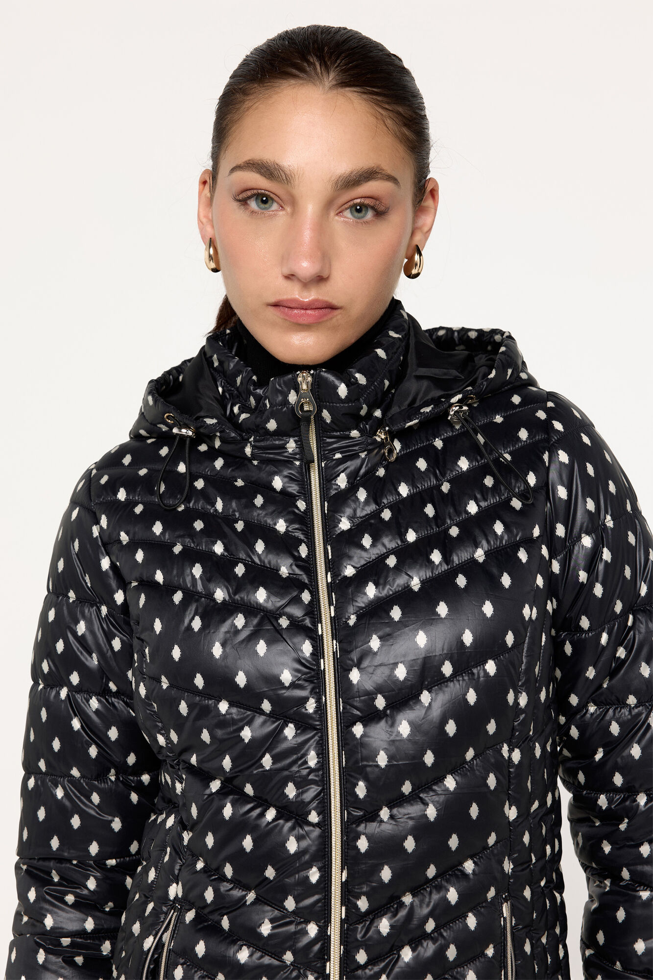 Milano Abrigo acolchado de tejido estampado con capucha