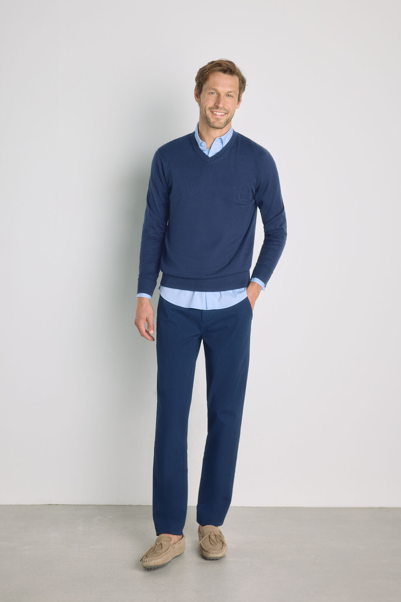 Milano Su&eacute;ter cuello pico Navy