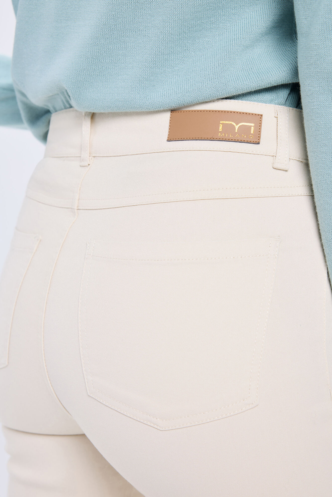 Milano Pantal&oacute;n capri ajustado Beige