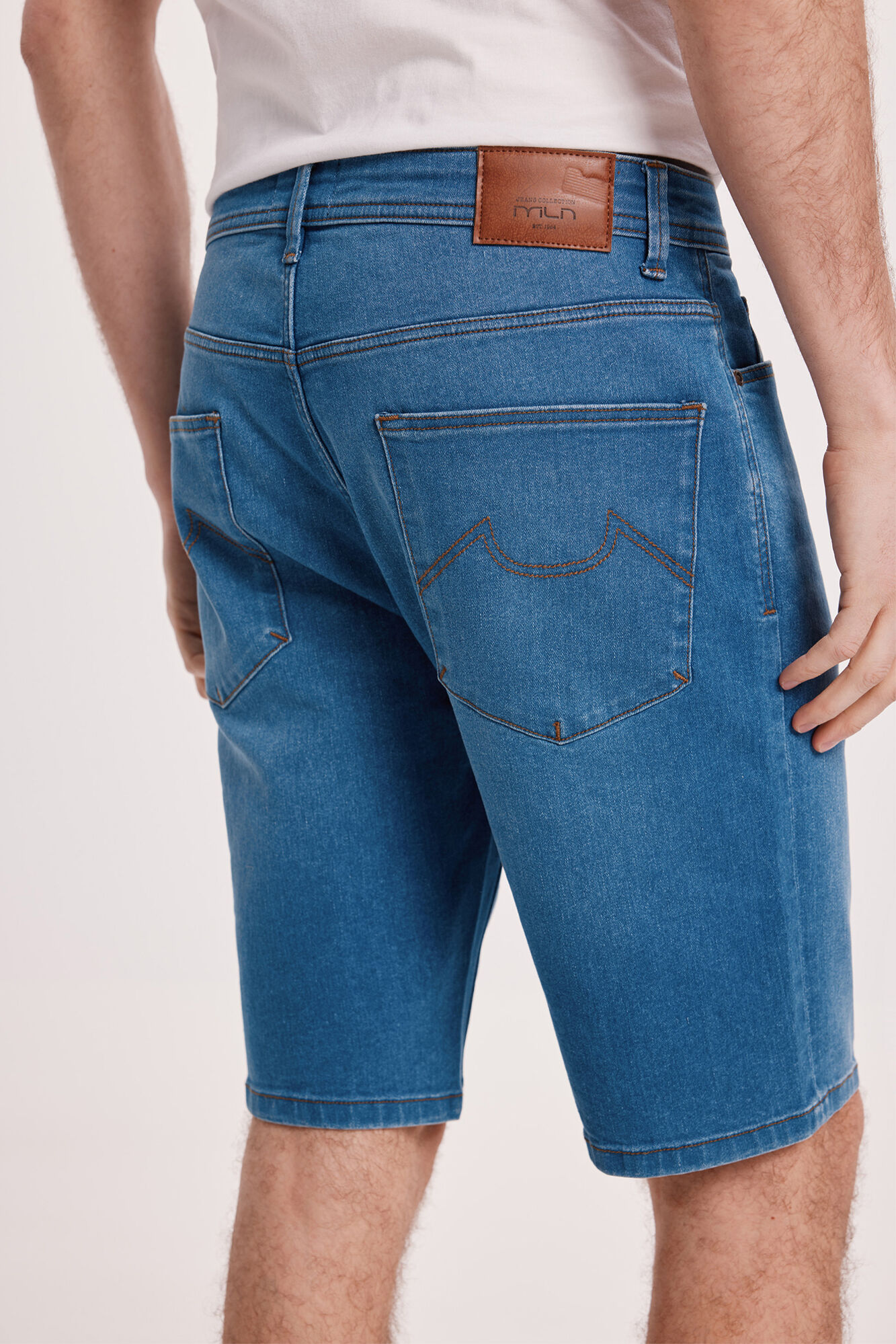 Milano Bermuda Denim Slim Azul Claro