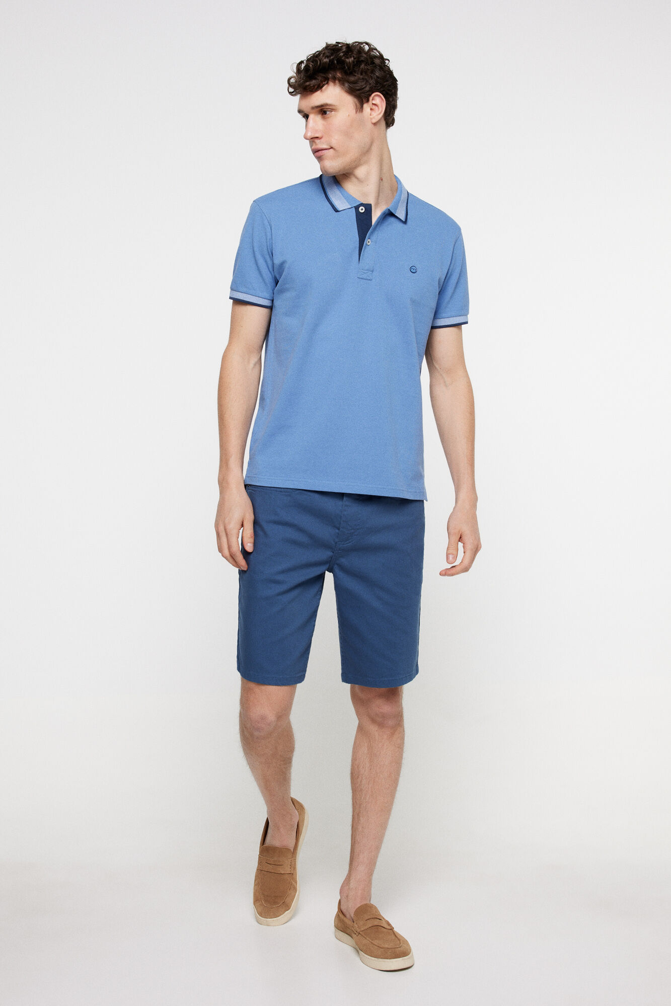 Milano Polo piqu&eacute; manga corta con patch engomado en pecho