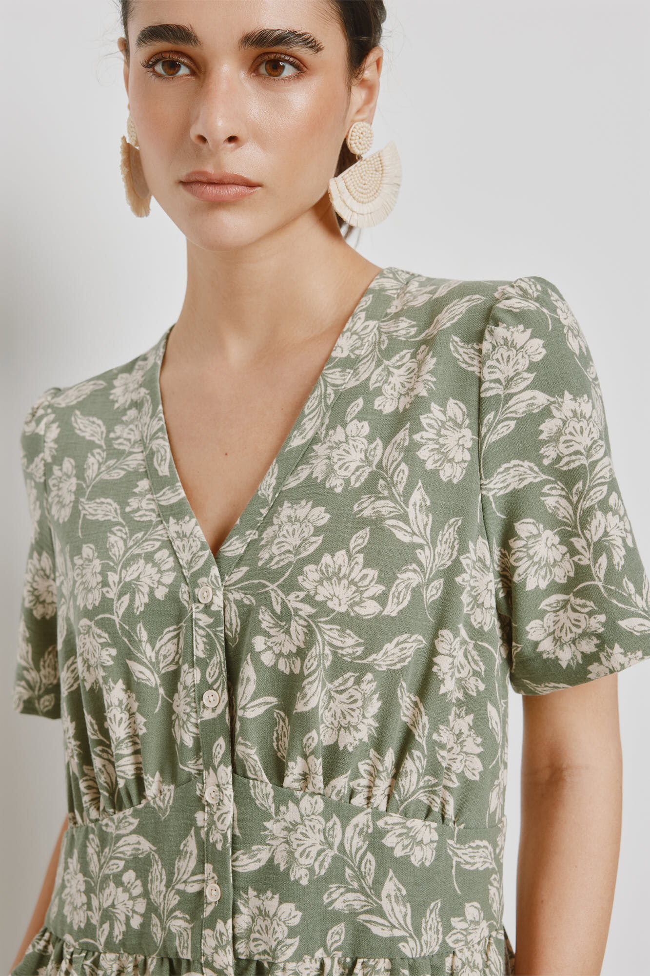 Milano Vestido escote en pico Kaki Claro