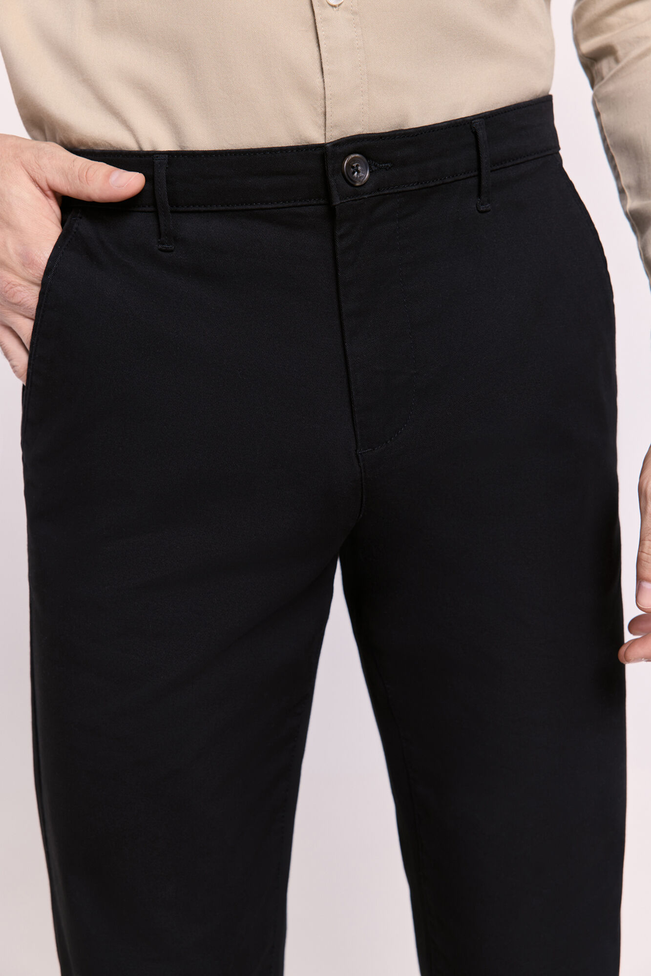 Milano Pantal&oacute;n chino regular fit Negro