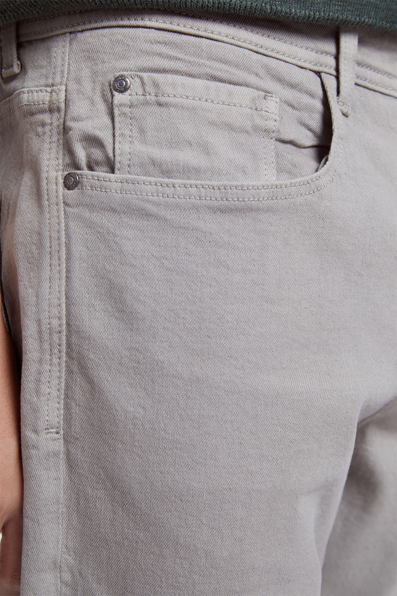 Milano Pantal&oacute;n Slim 5 Bolsillos Gris