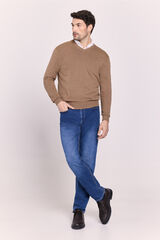 Milano Su&eacute;ter cuello en pico Marr&oacute;n