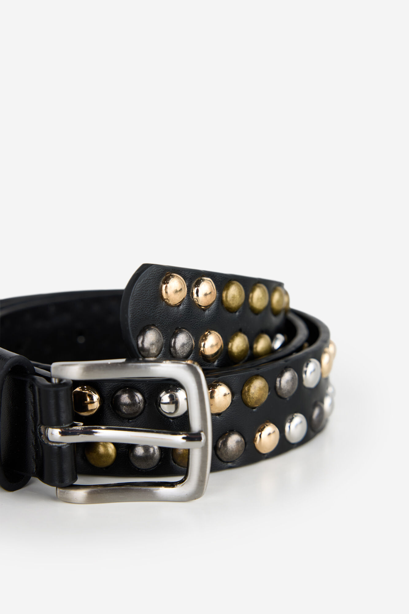 Milano Cintur&oacute;n con tachuelas