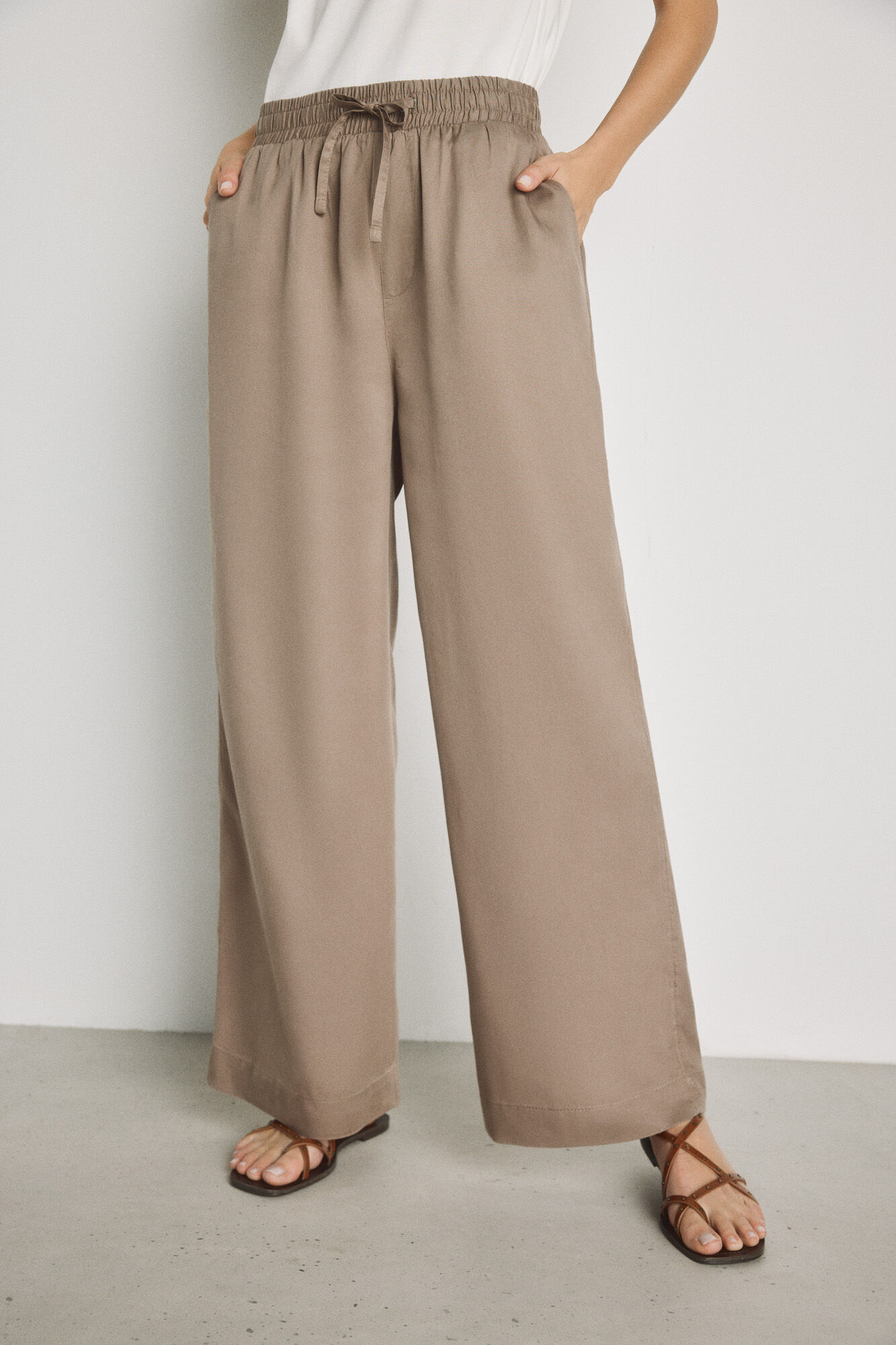 Milano Pantal&oacute;n de mezclilla ligero Tostado